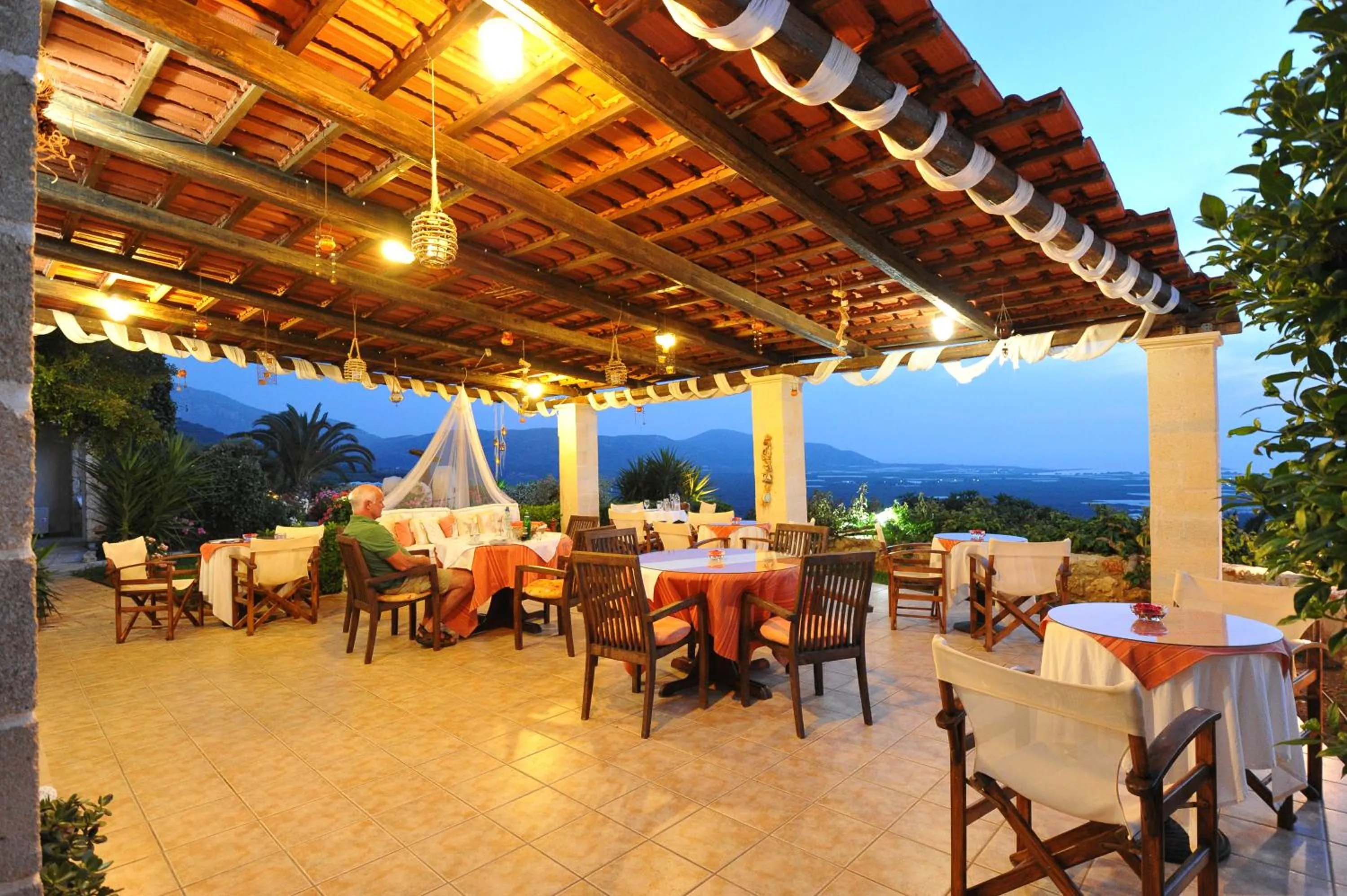 Kavousi Resort