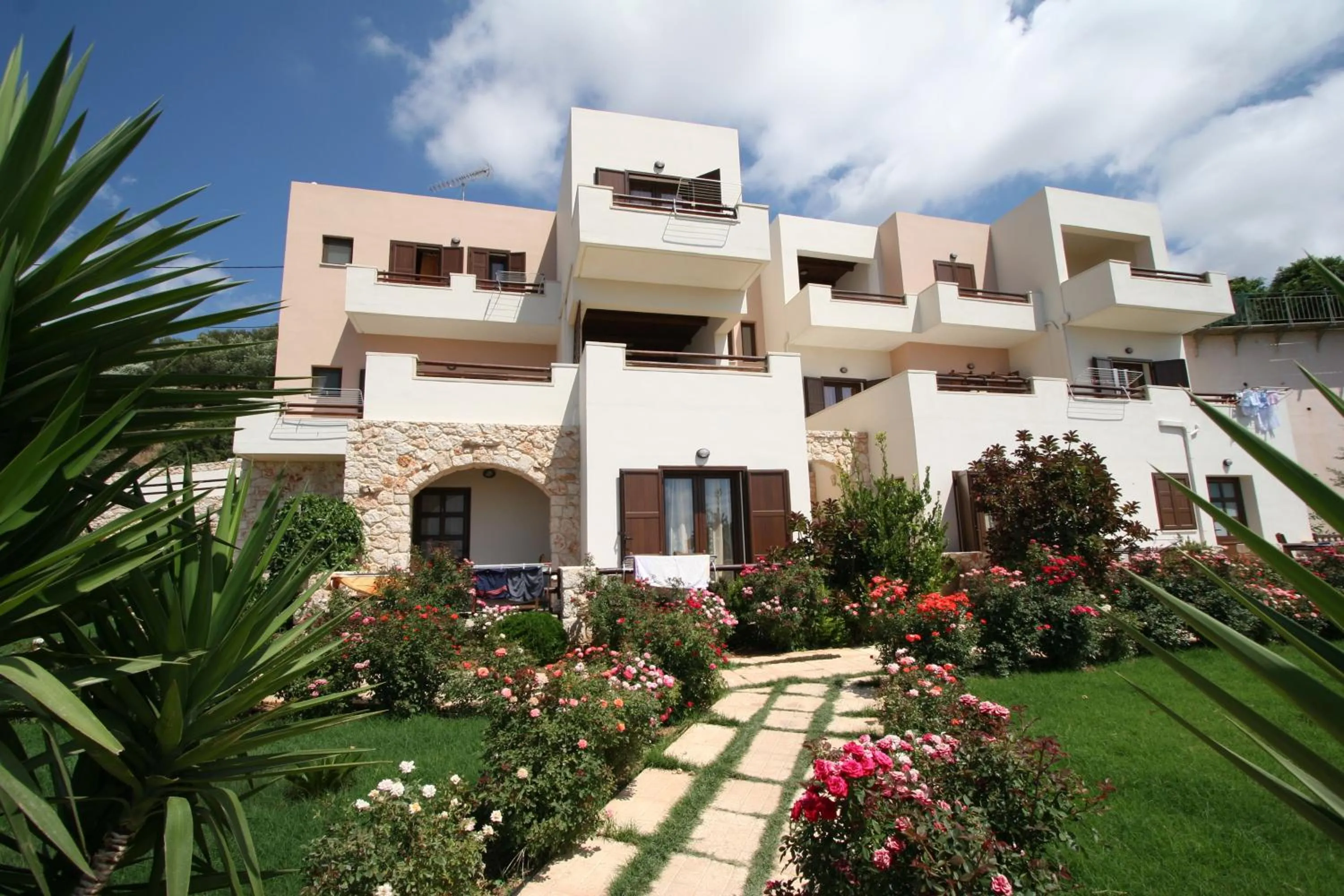 Kavousi Resort