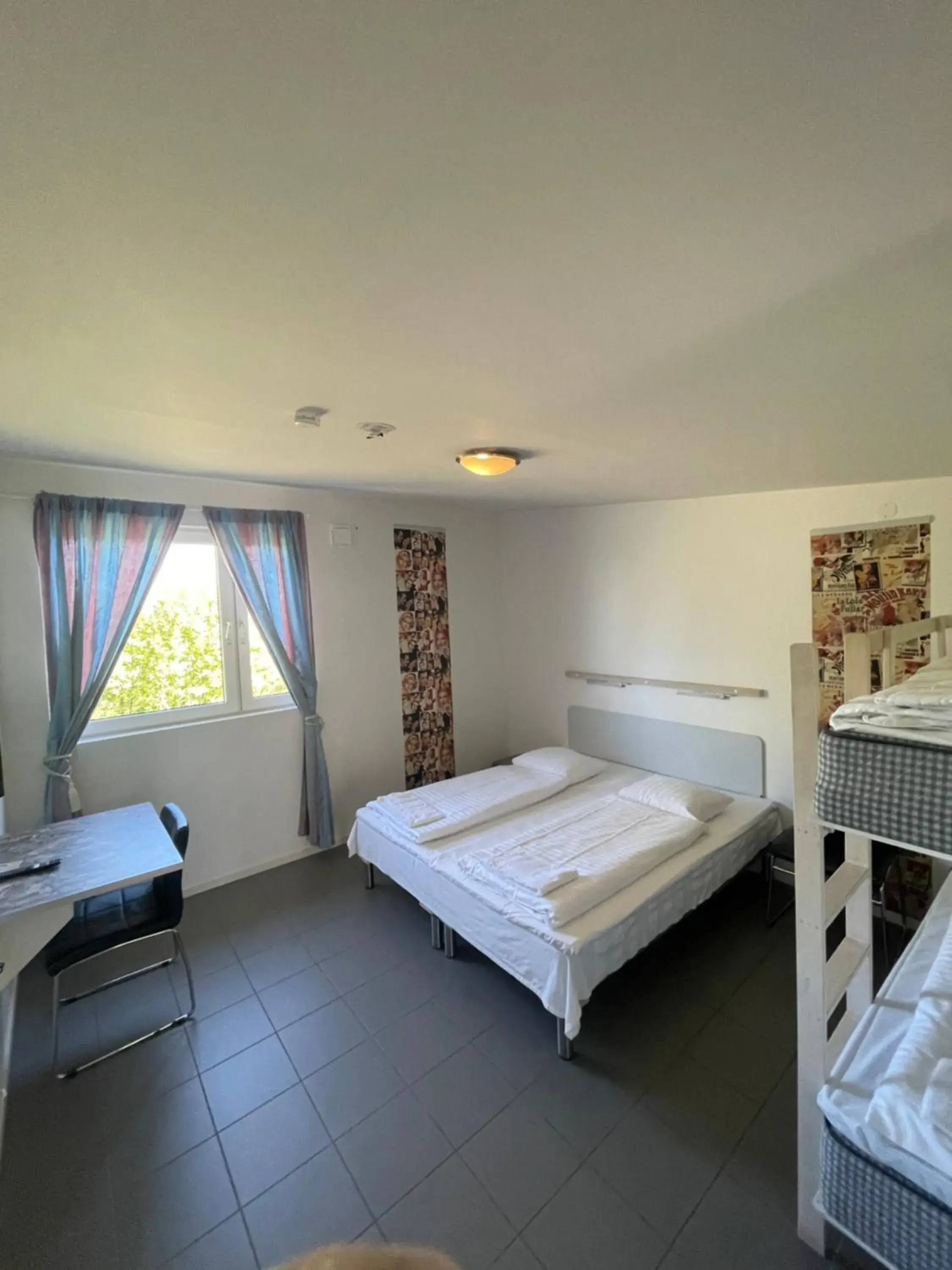 Quadruple Room in Fleninge Classic Motel Quadruple Room in Fleninge Classic Motel