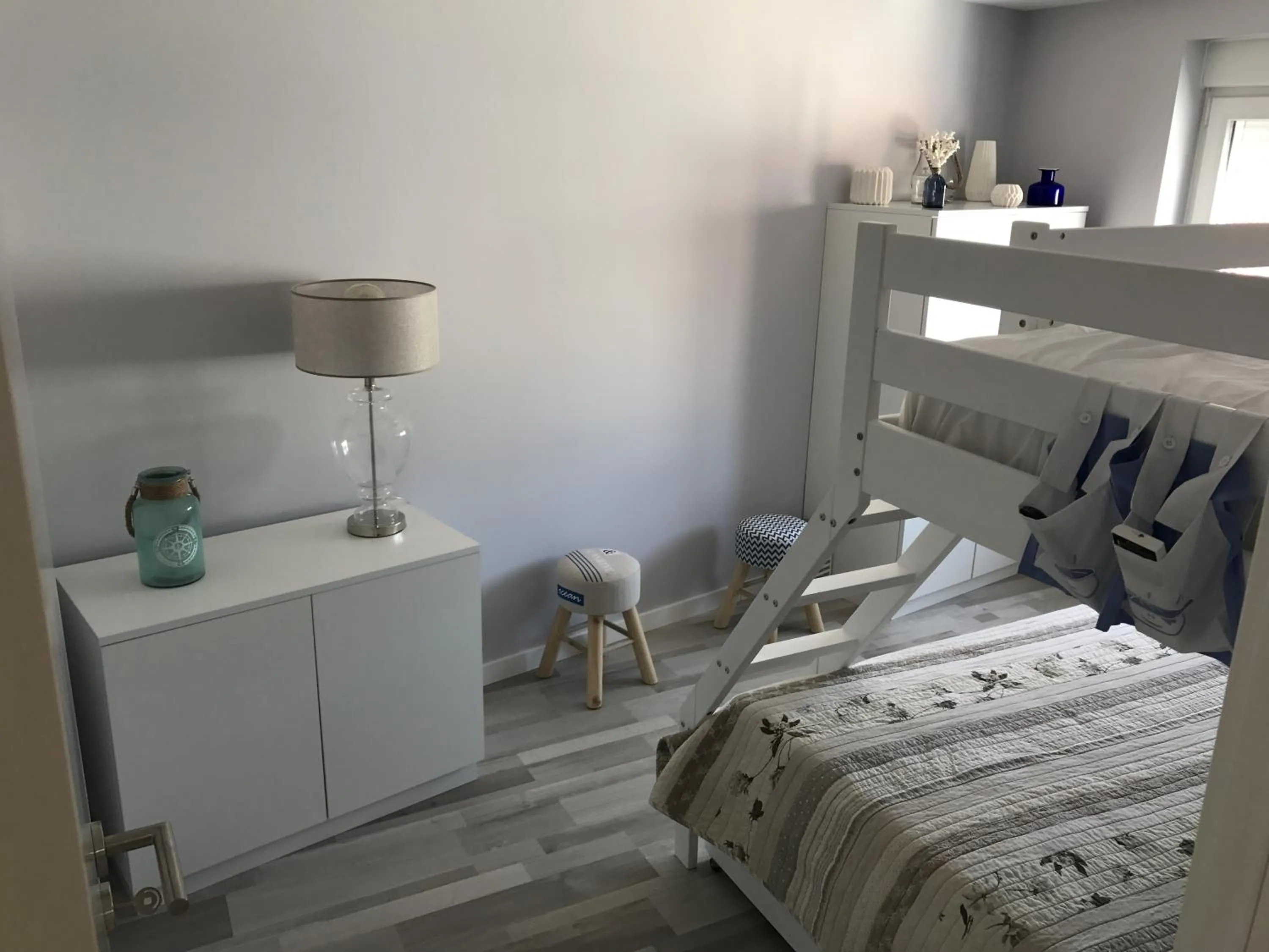 Bed in Blue Bay Beach Apartment