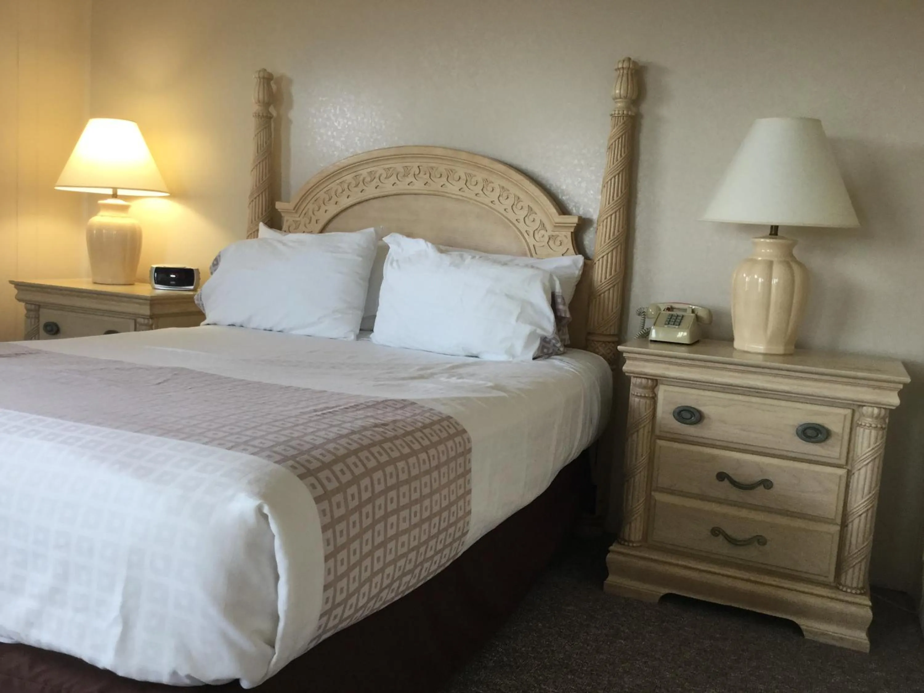 Bed in Outer Banks Beach Club II Resorts