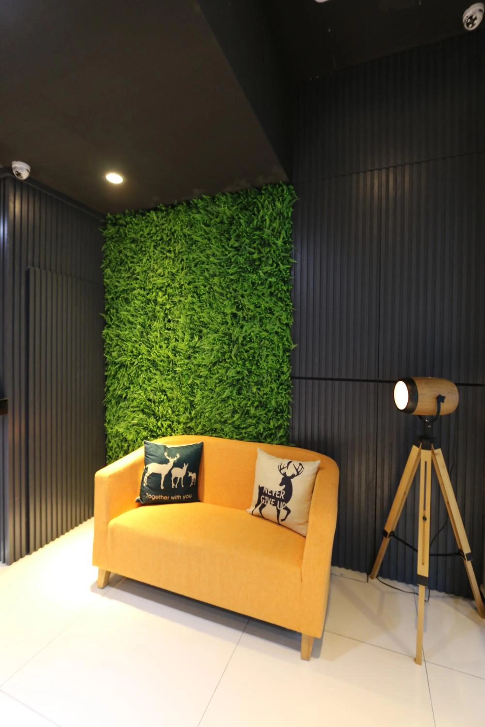 Seating area in Hotel 99 Sri Petaling (Bukit Jalil)