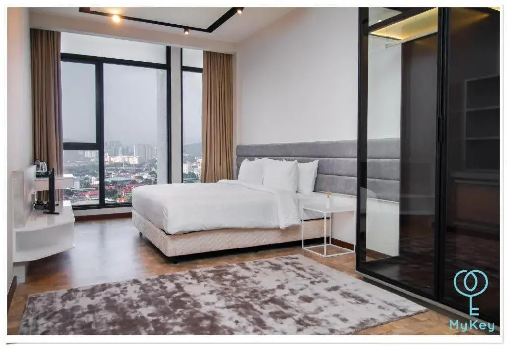 Bed in Expressionz Professional Suites by MyKey Bed in Expressionz Professional Suites by MyKey