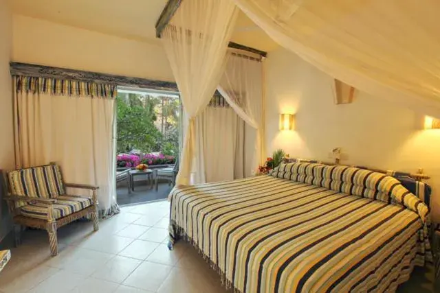 Bed in Turtle Bay Beach Club- All Inclusive Bed in Turtle Bay Beach Club- All Inclusive