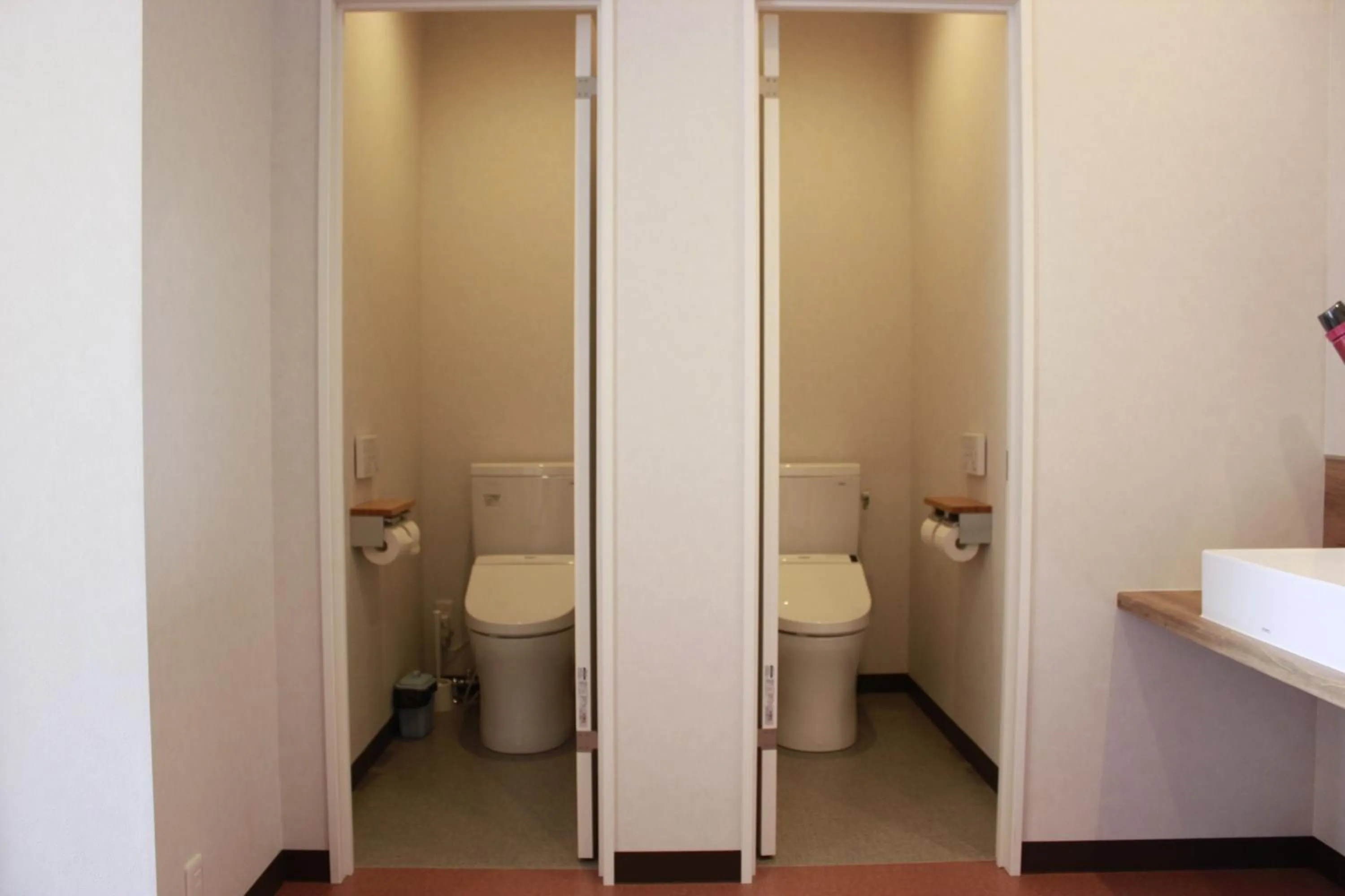 Bathroom in Mezame Hostel