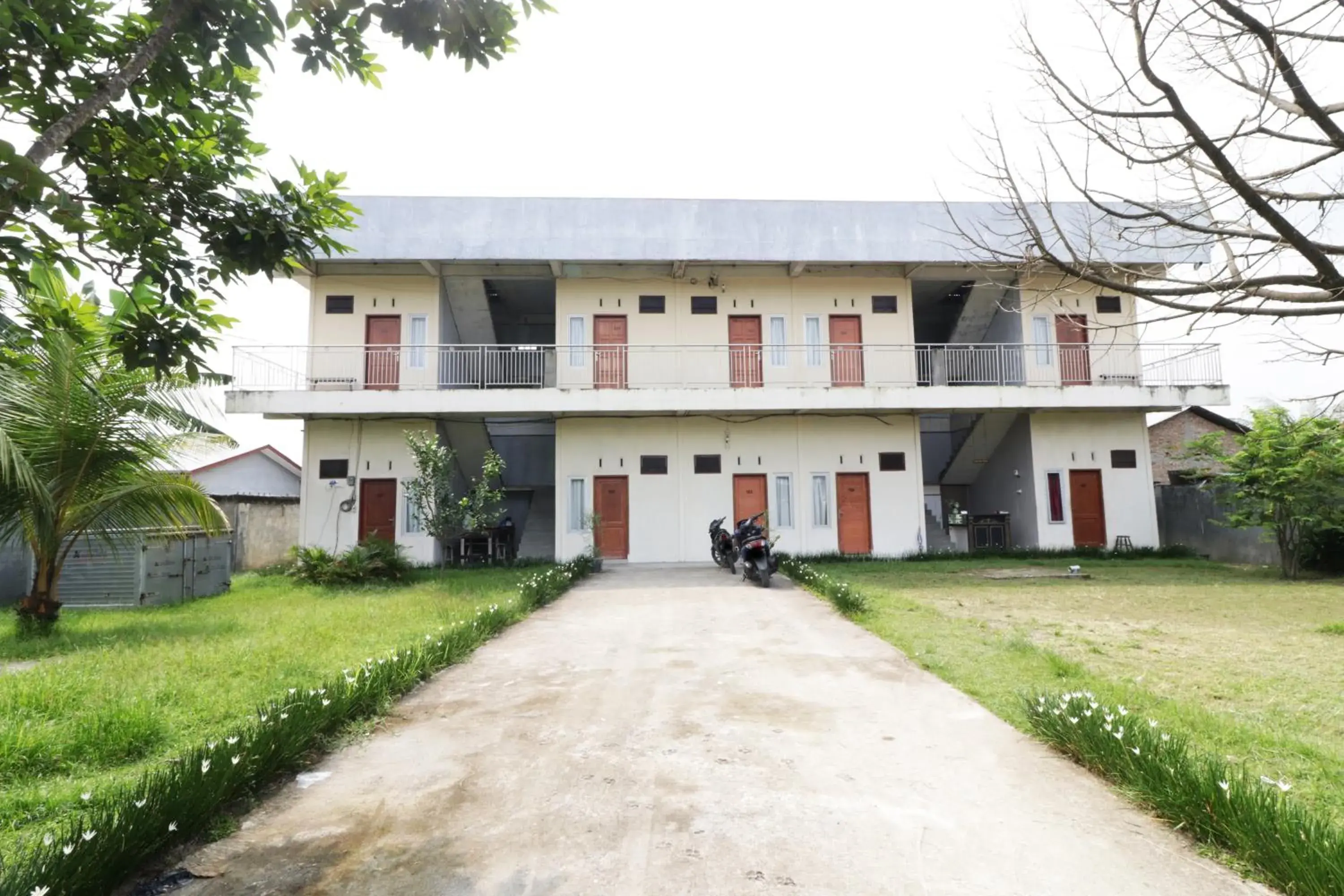 Property building in Krisna Hostel Property building in Krisna Hostel