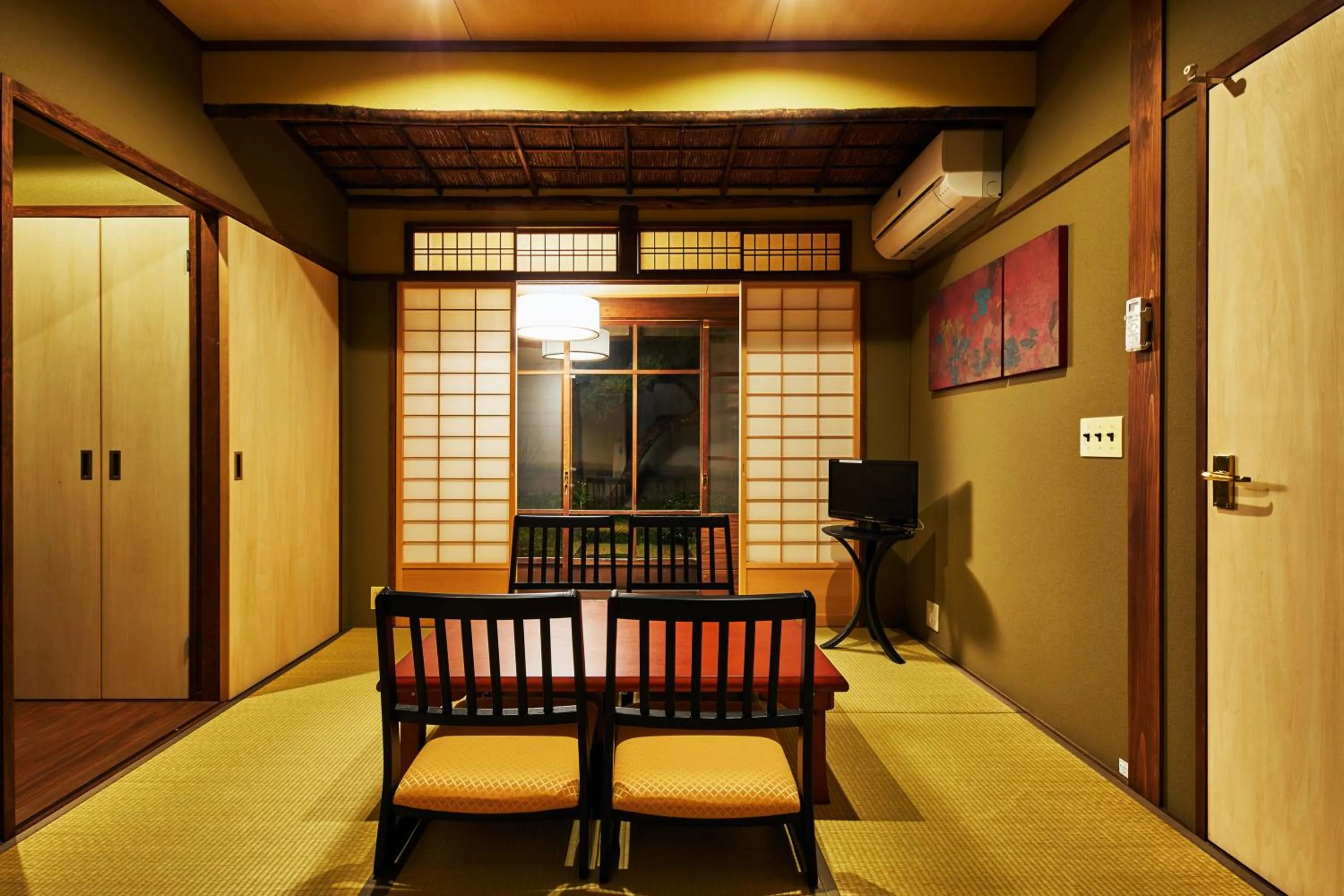 Living room in Kyomachiya Hotel Mifuku