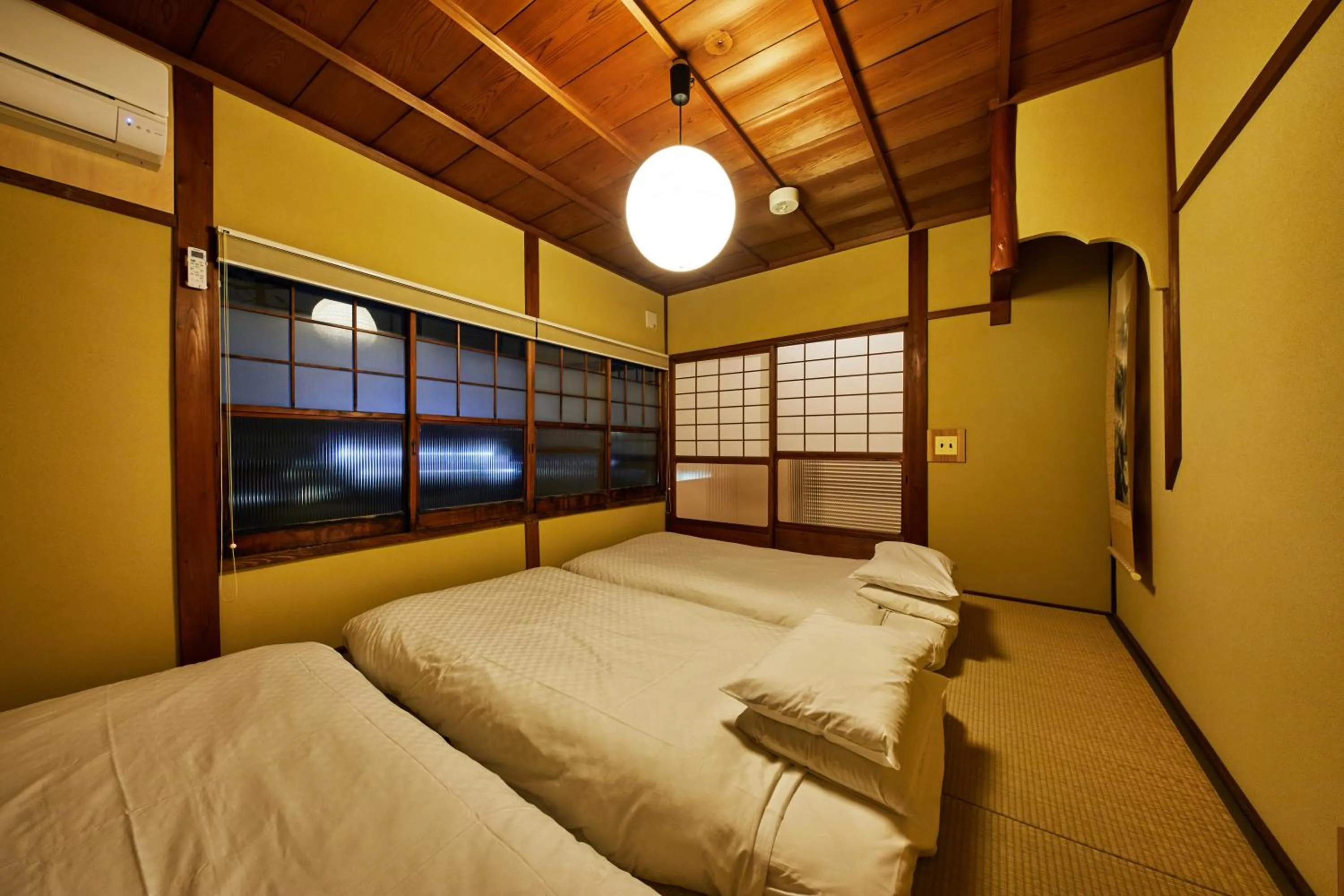 Bedroom, Bed in Kyomachiya Hotel Mifuku