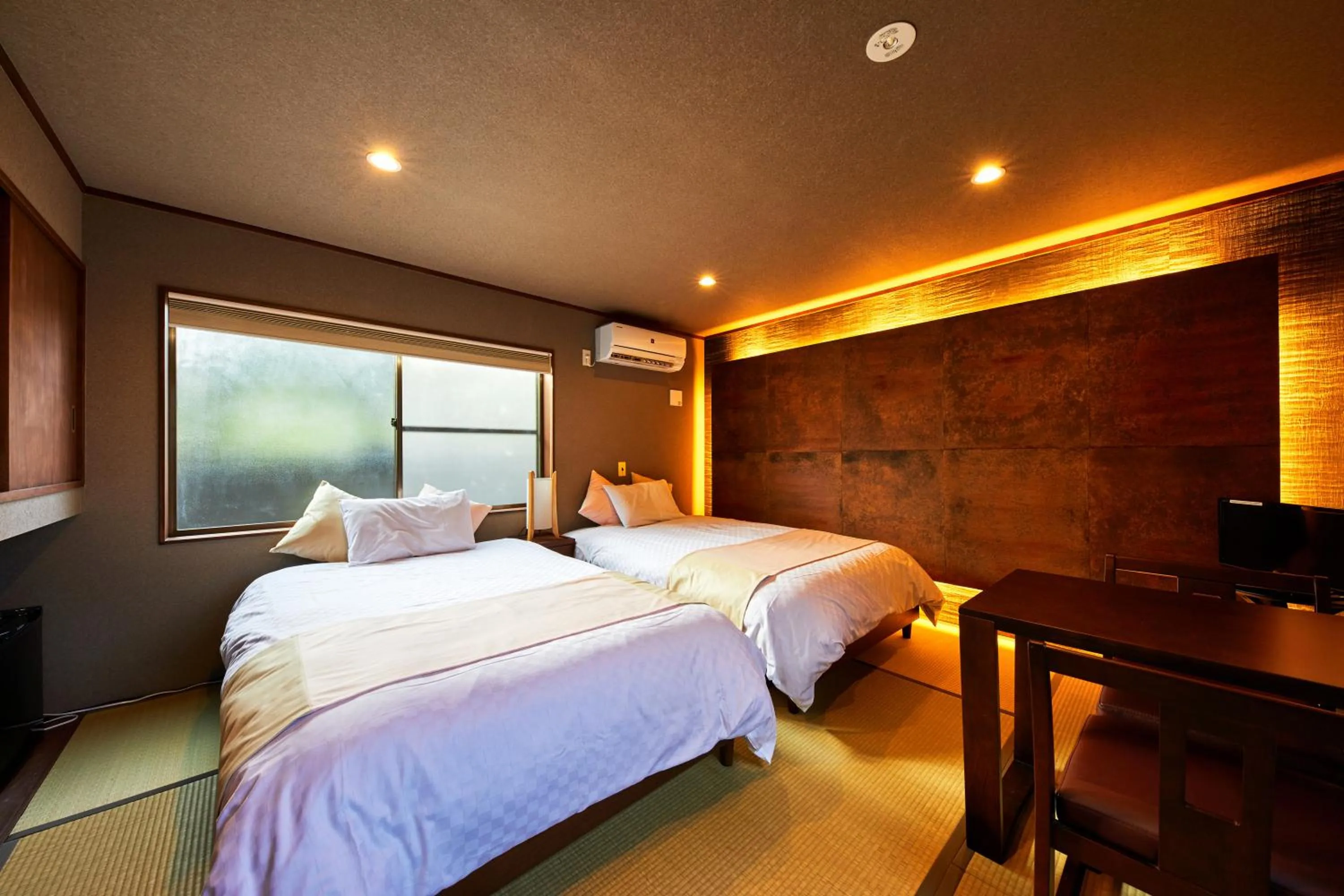 Bedroom, Bed in Kyomachiya Hotel Mifuku