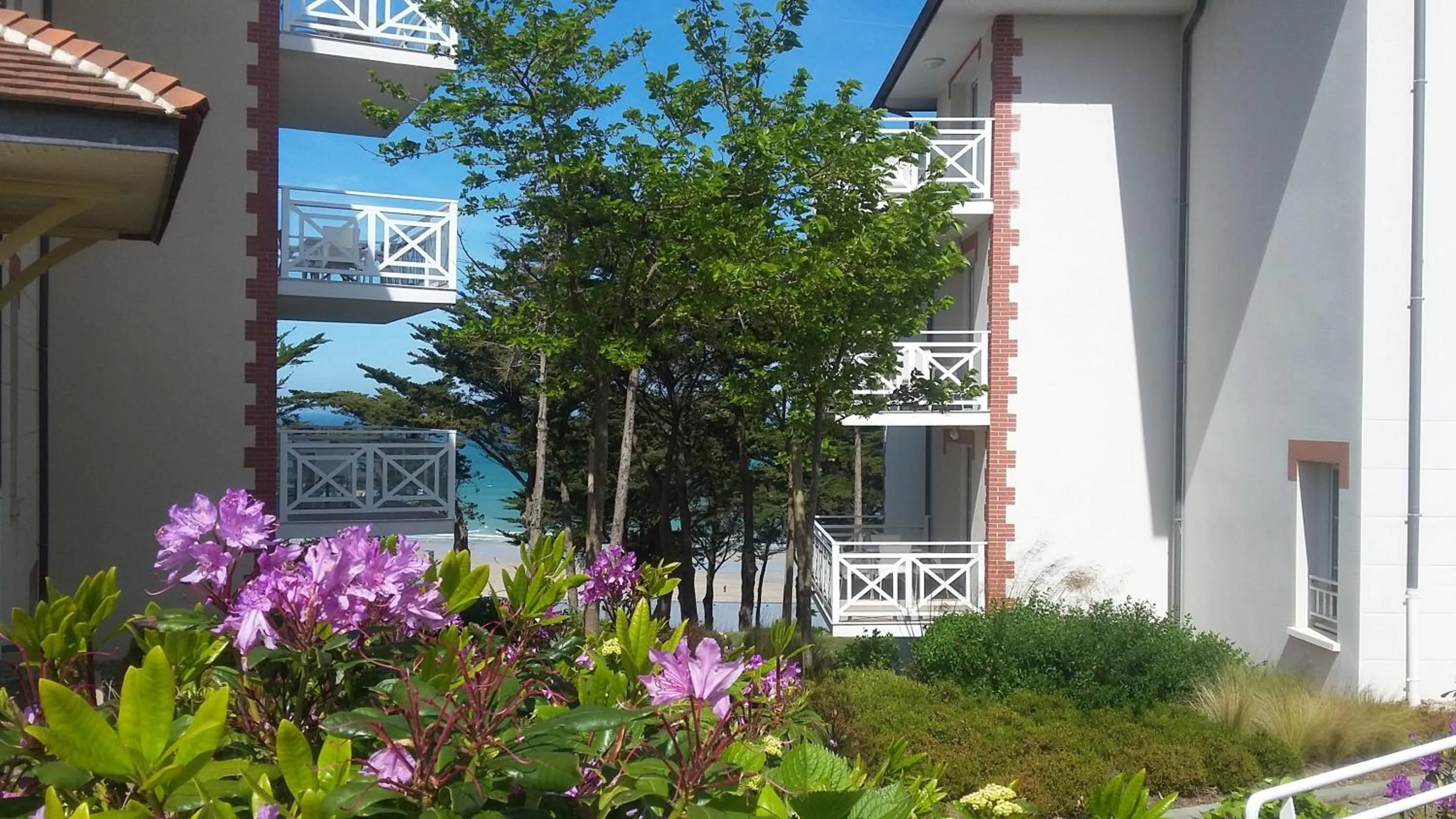 Facade/entrance in Les Villas du SPA