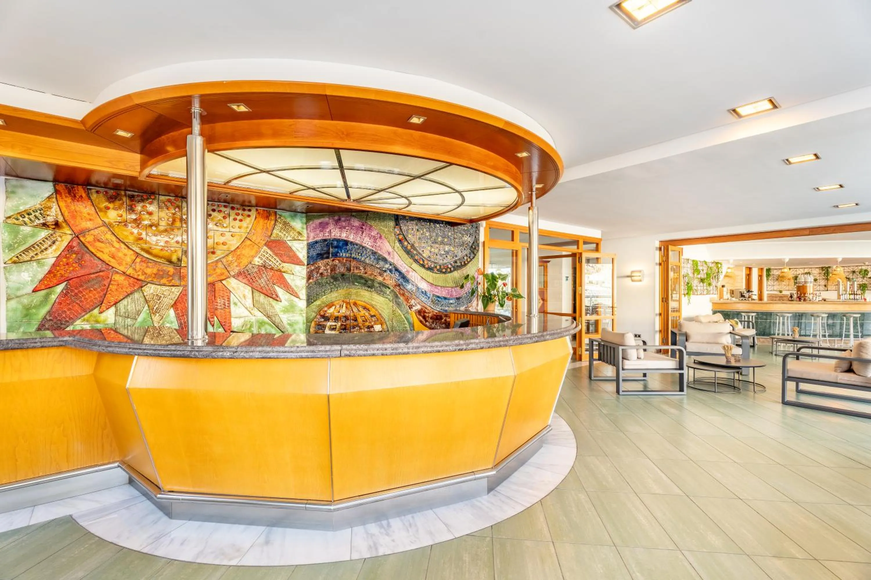 Lobby or reception in Apartamentos Cabau Cala Nova