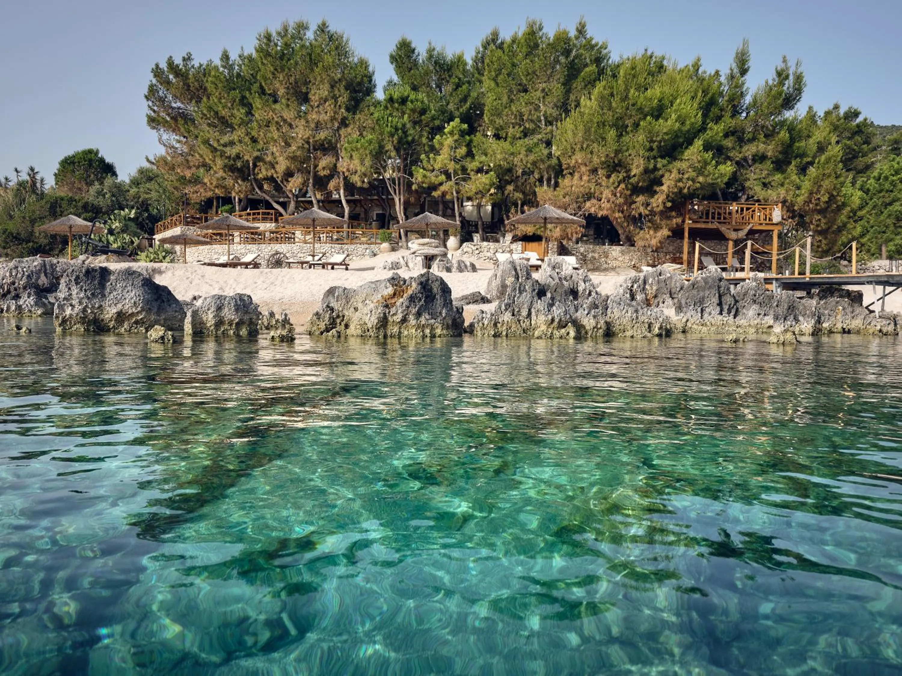 Nobelos Seaside Lodge