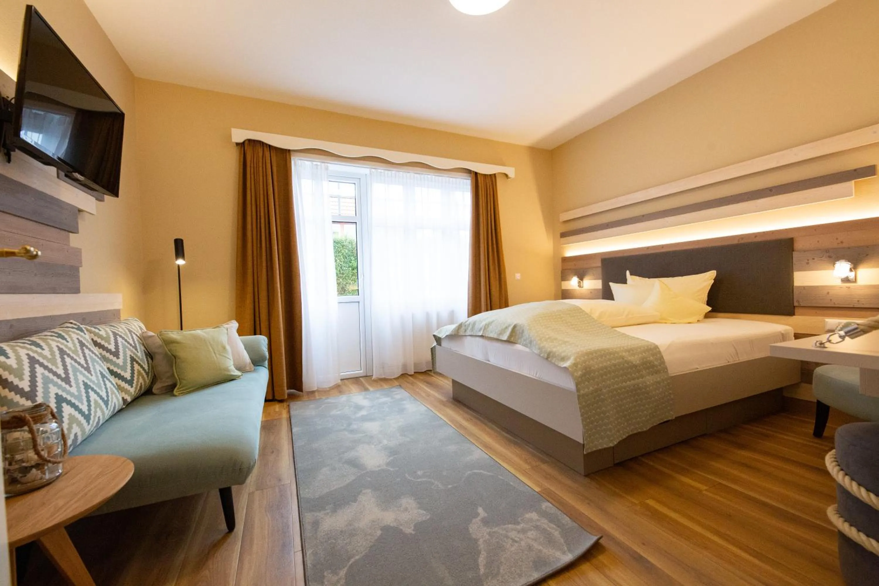 Bed in Seeblick Genuss und Spa Resort Amrum