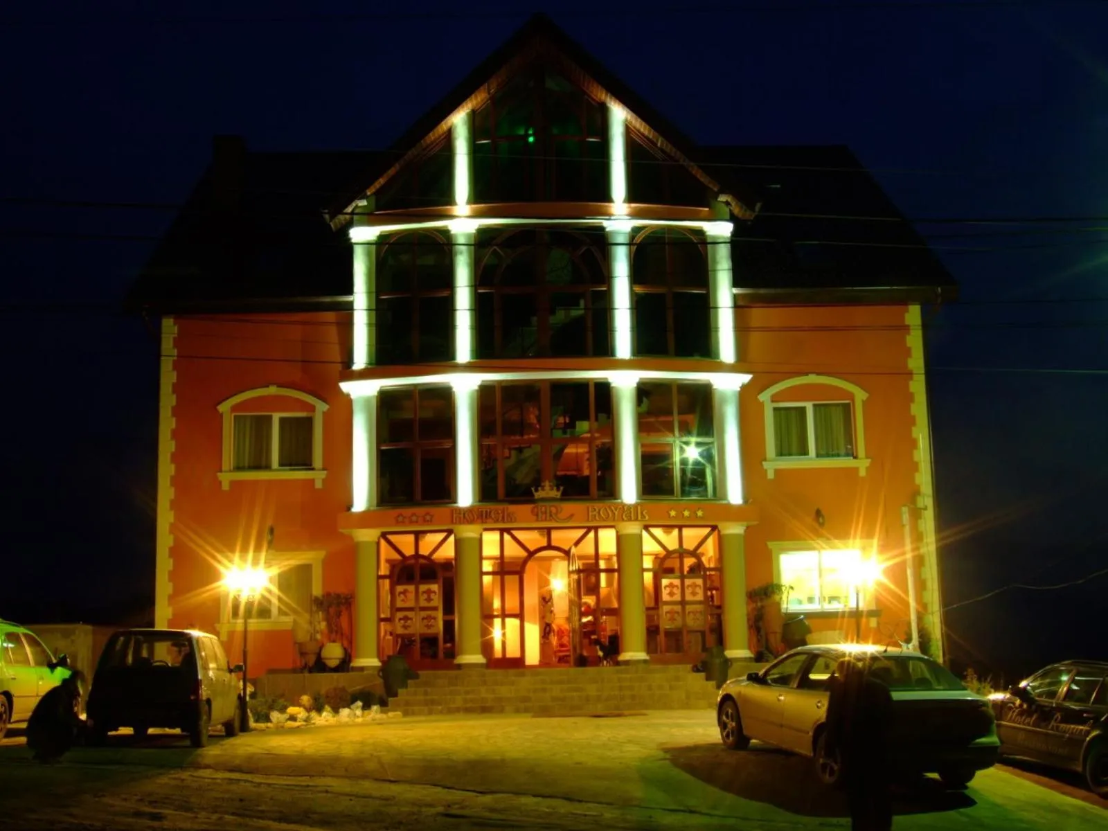 Property building in Hotel Royal