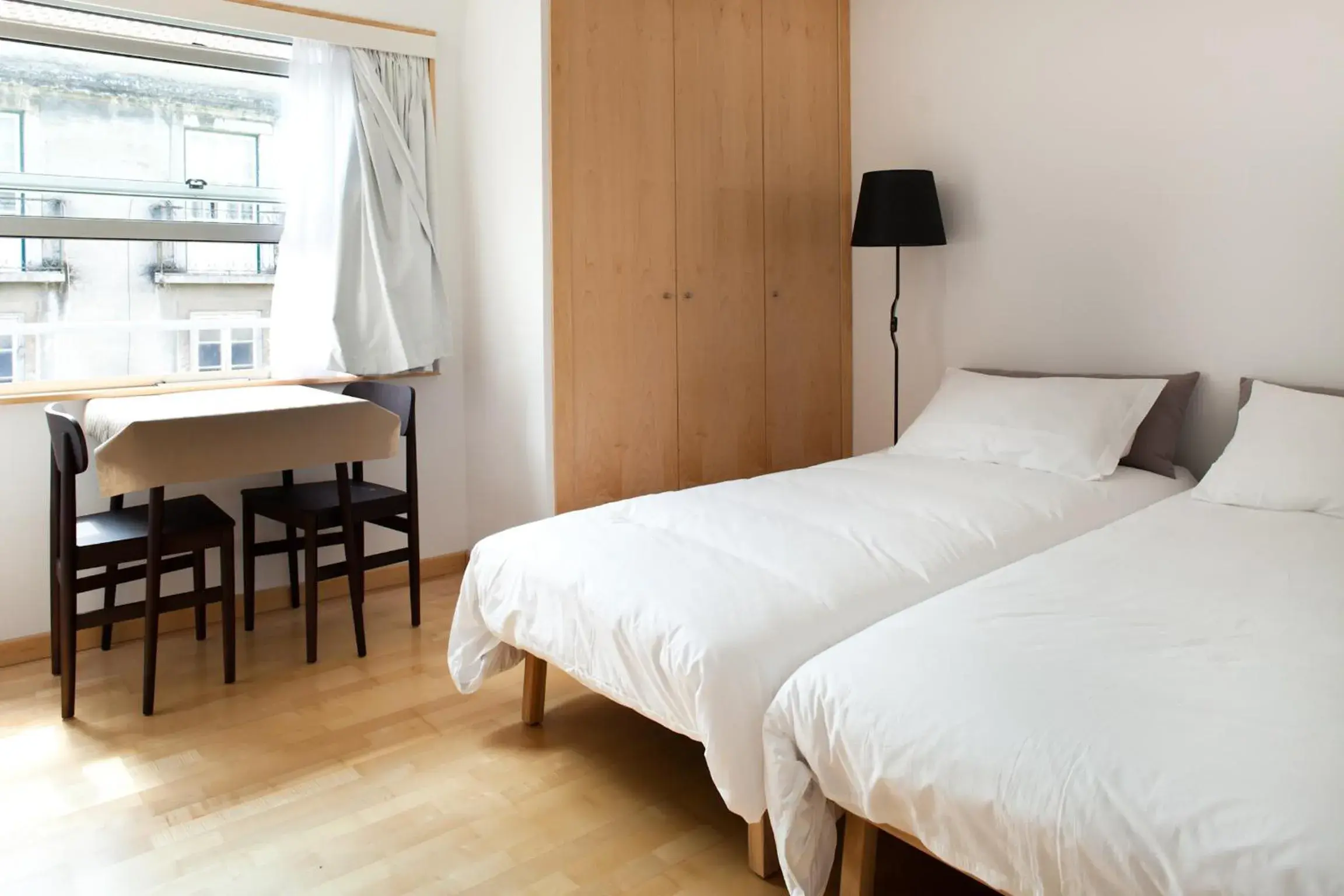 Bedroom, Bed in The Lisbonaire Apartments Bedroom, Bed in The Lisbonaire Apartments