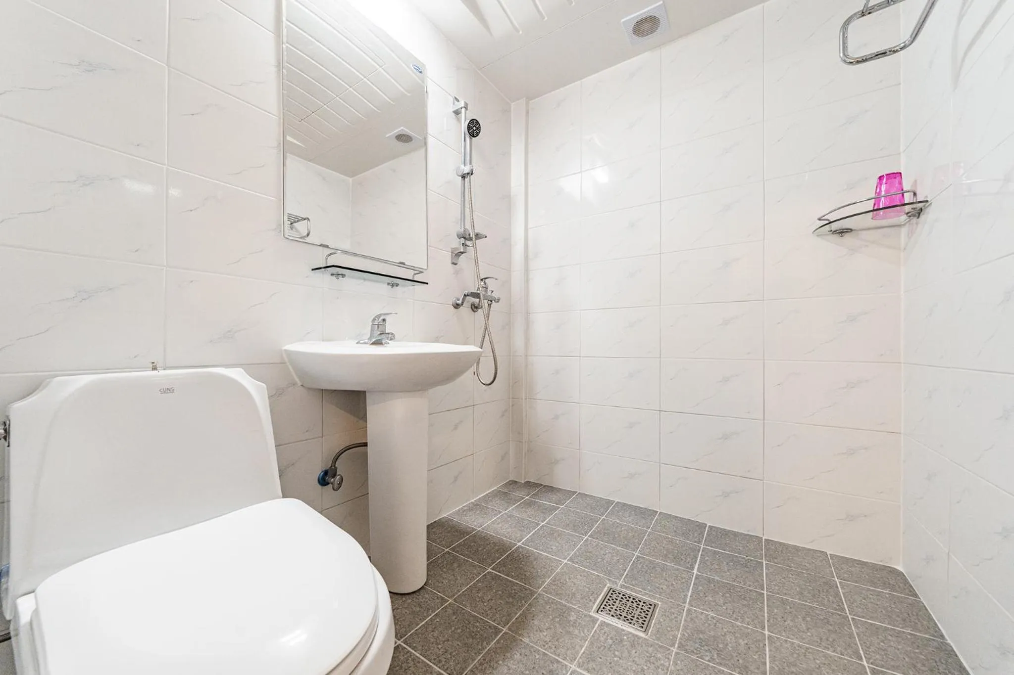 Shower in Seorak HOT Spring Mammoth Resotel