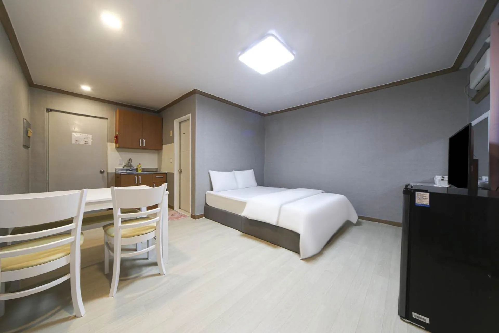 Bedroom, Bed in Seorak HOT Spring Mammoth Resotel