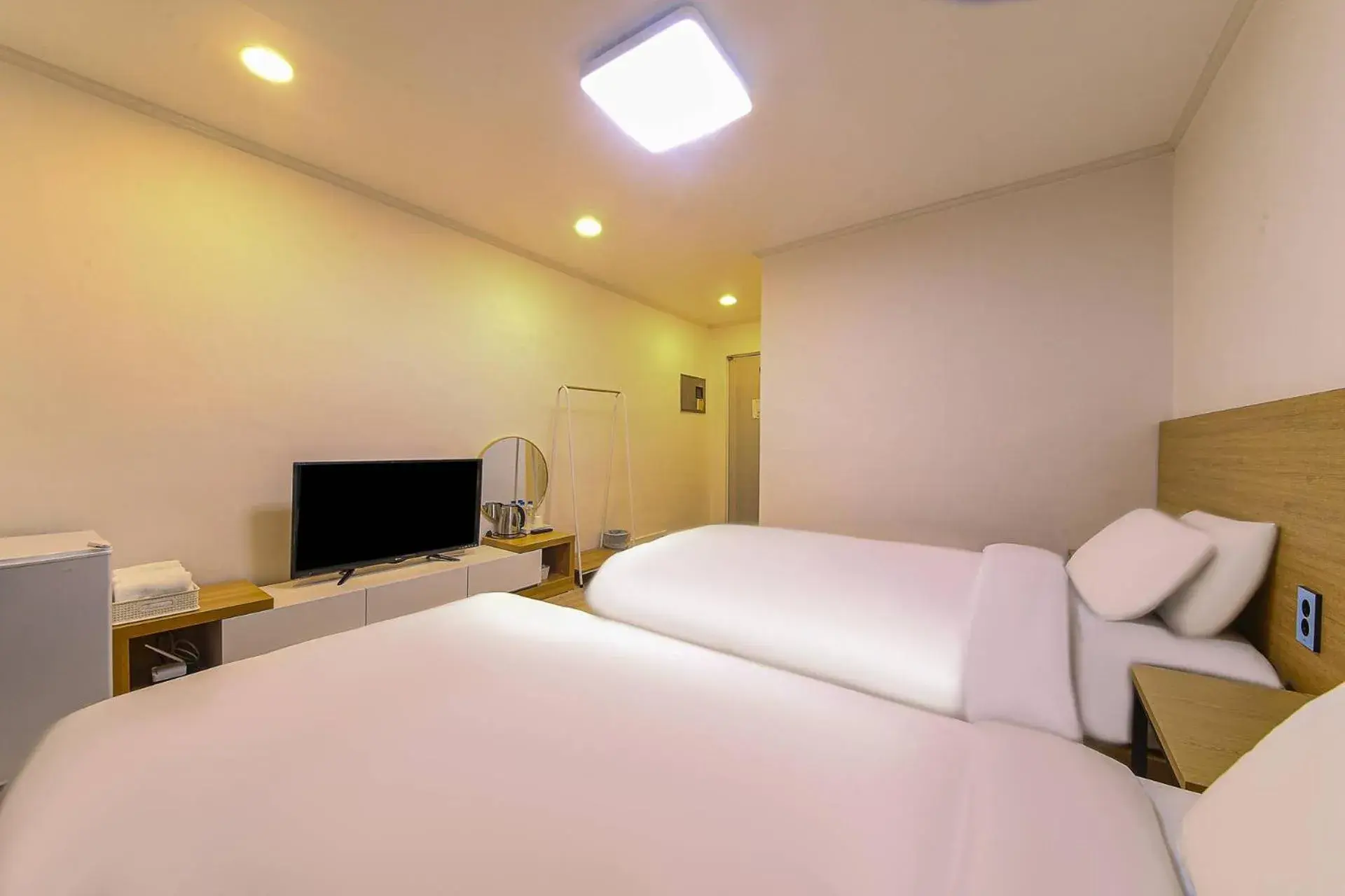 Bed in Seorak HOT Spring Mammoth Resotel Bed in Seorak HOT Spring Mammoth Resotel