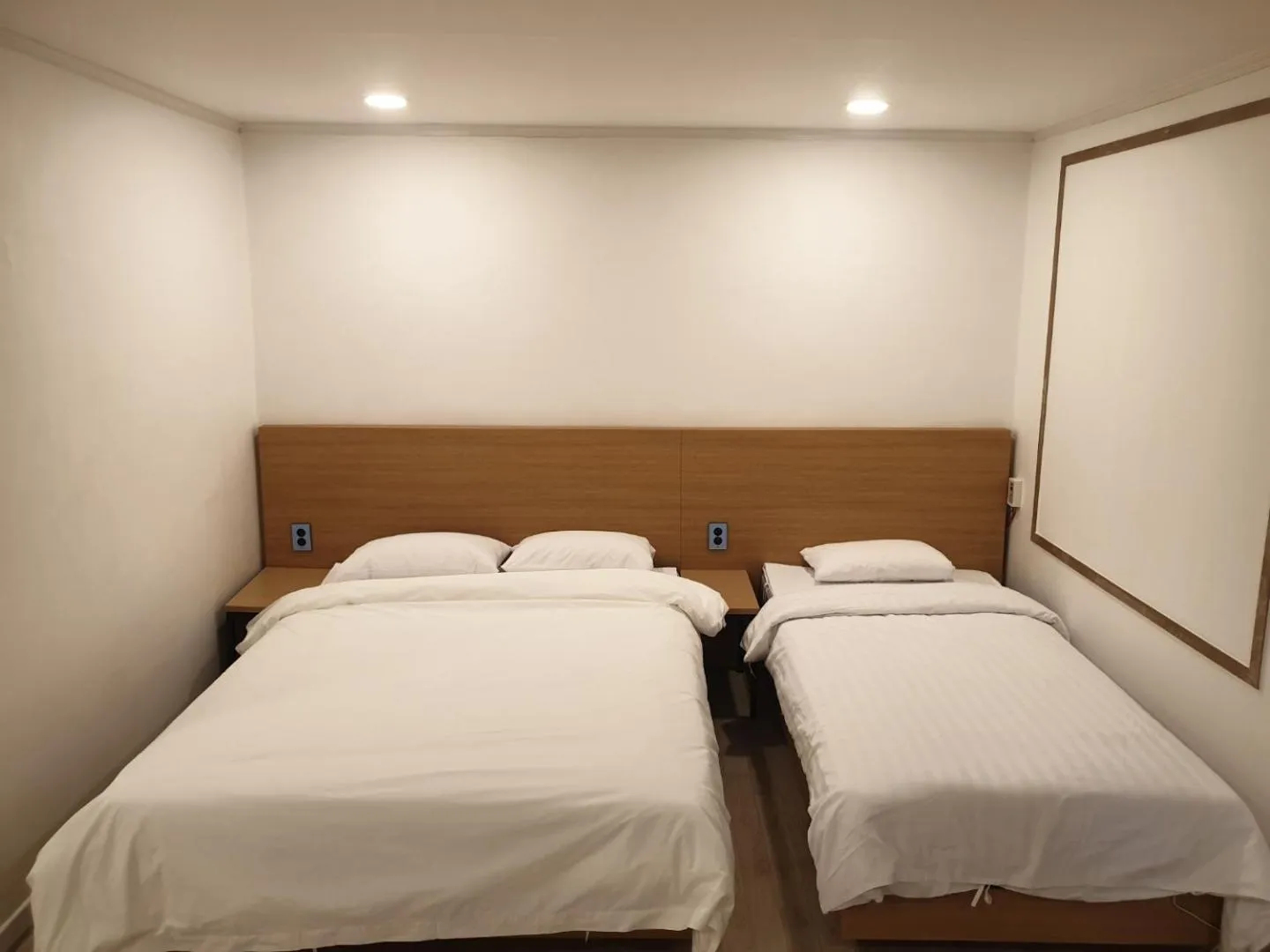 Bed in Seorak HOT Spring Mammoth Resotel