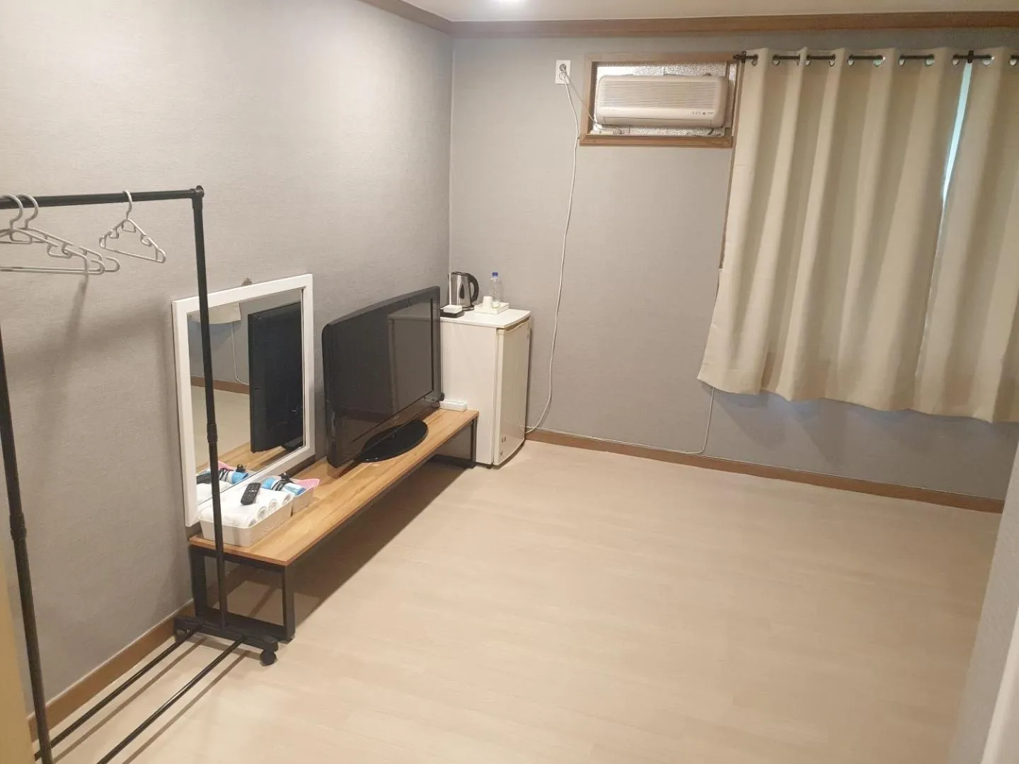 Decorative detail in Seorak HOT Spring Mammoth Resotel