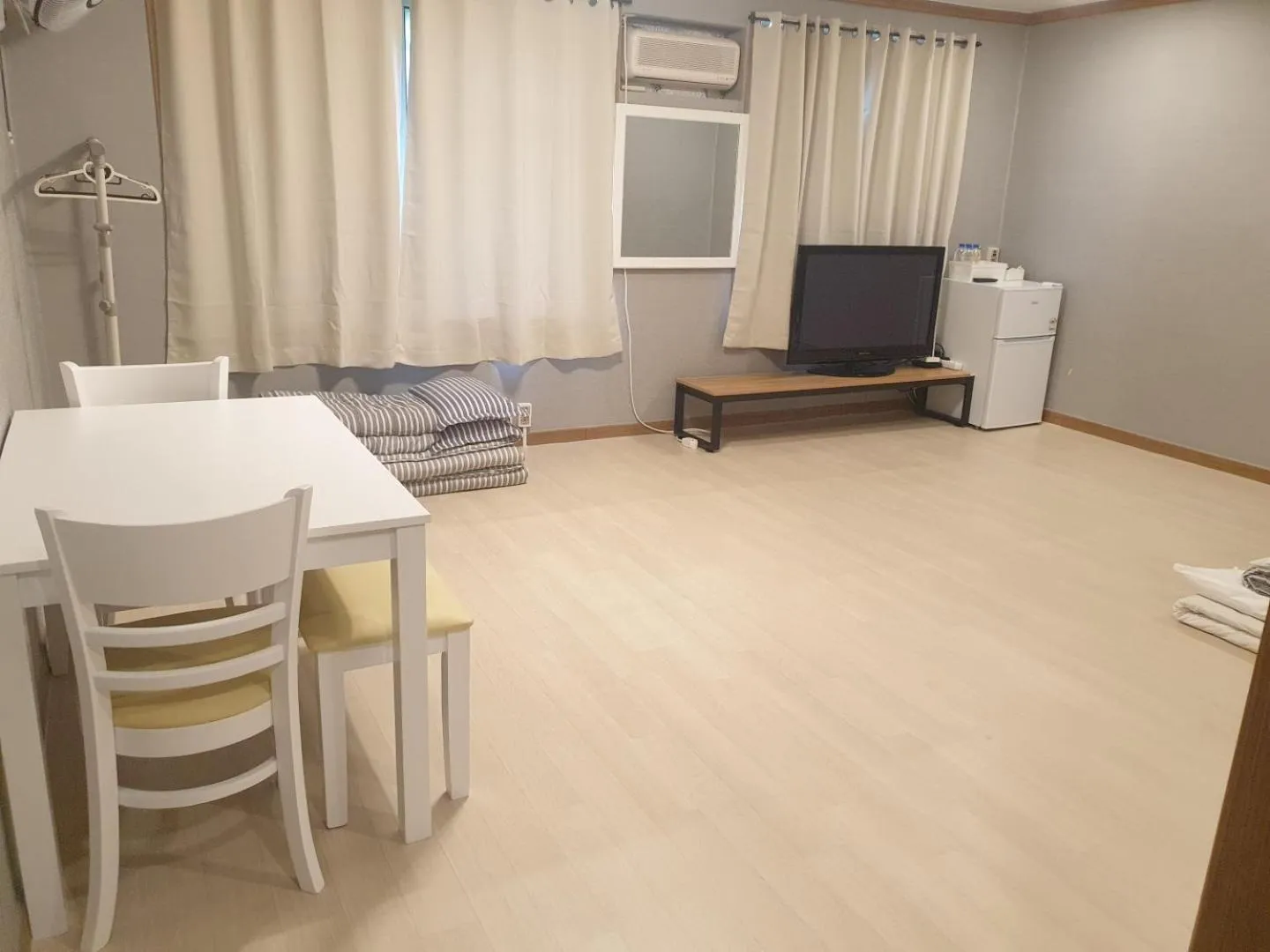 Decorative detail in Seorak HOT Spring Mammoth Resotel