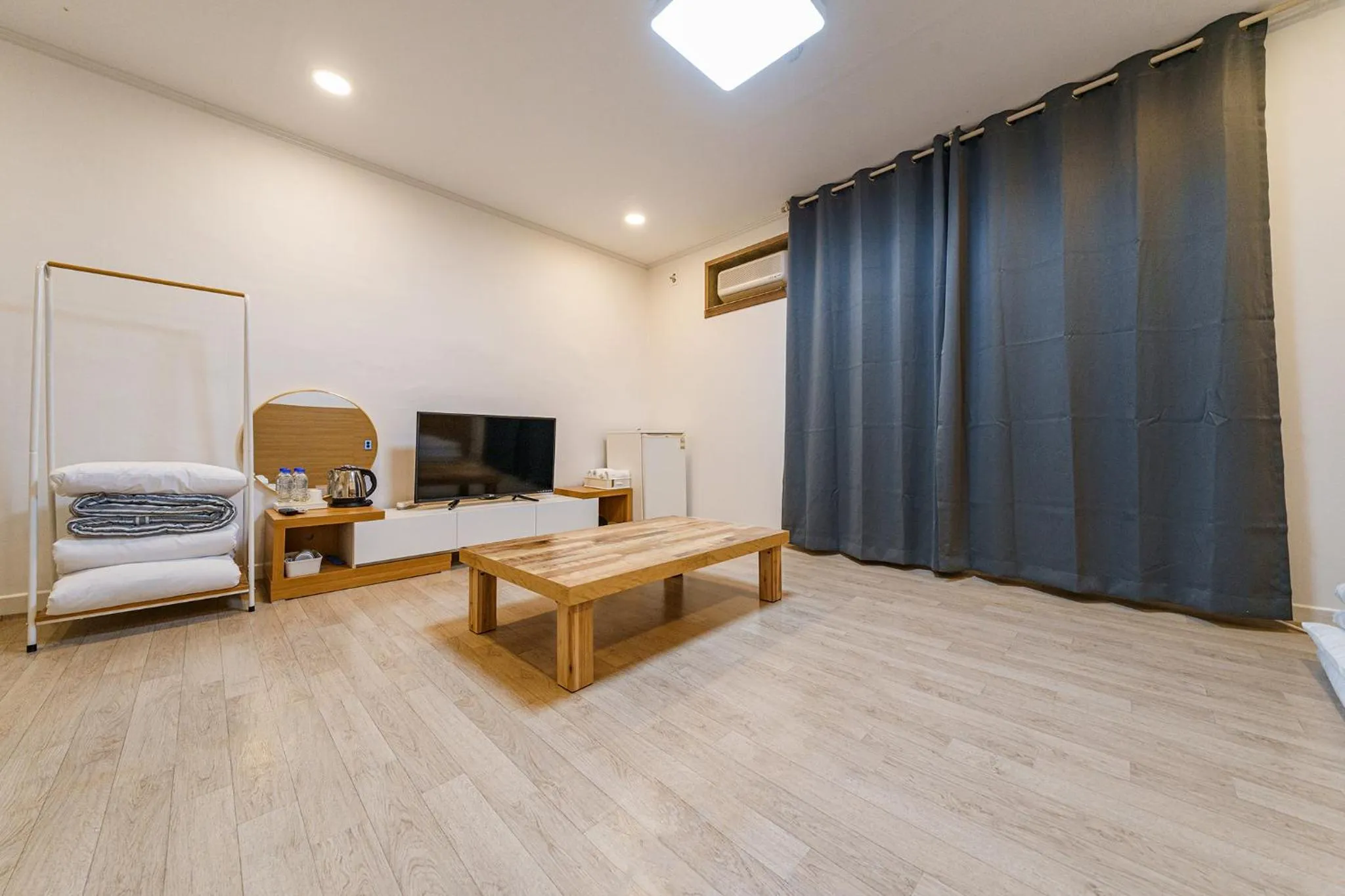 Area and facilities, Bed in Seorak HOT Spring Mammoth Resotel