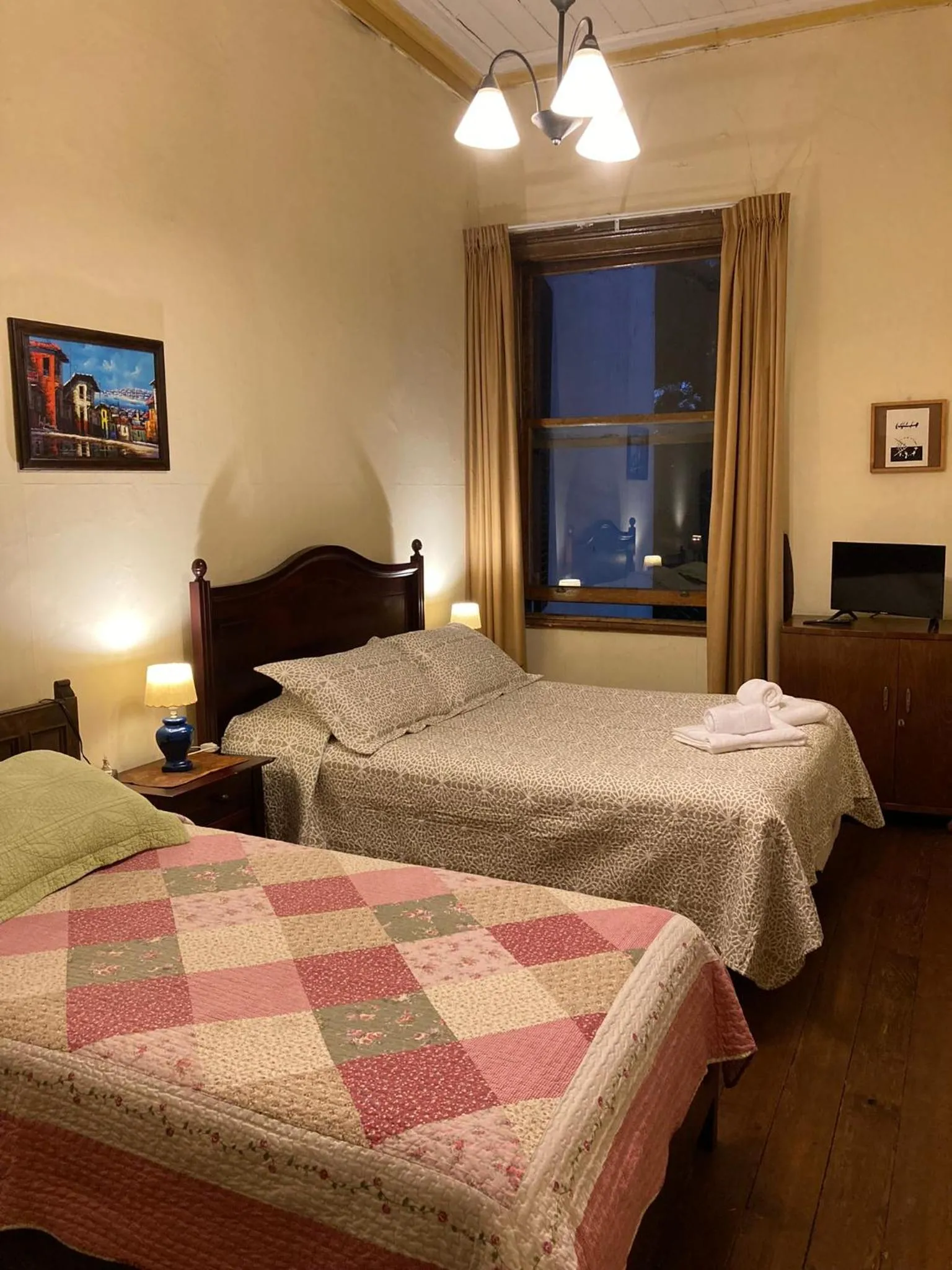 Hostal Residencia en el Cerro