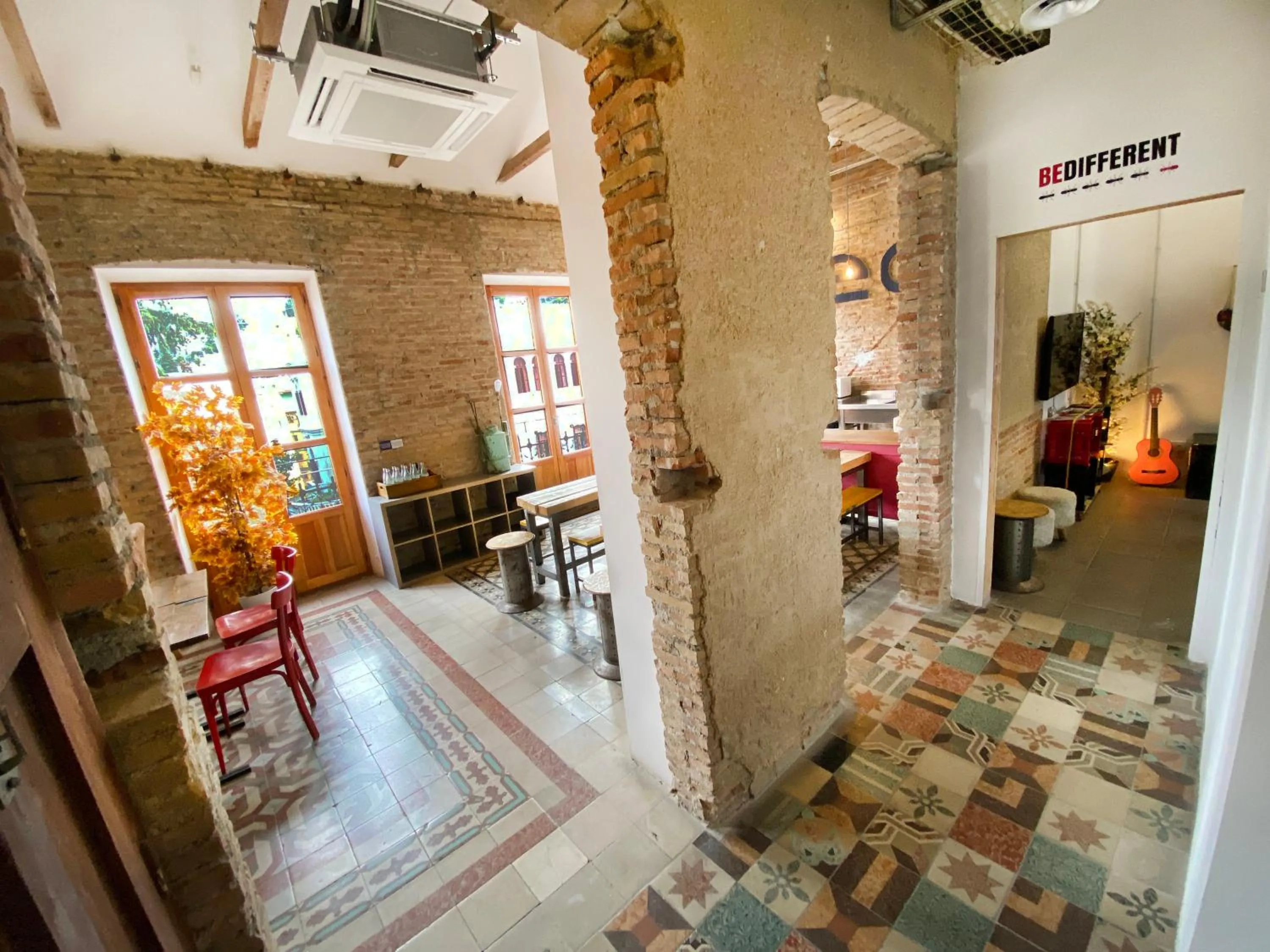 Communal lounge/ TV room in ECO Hostel