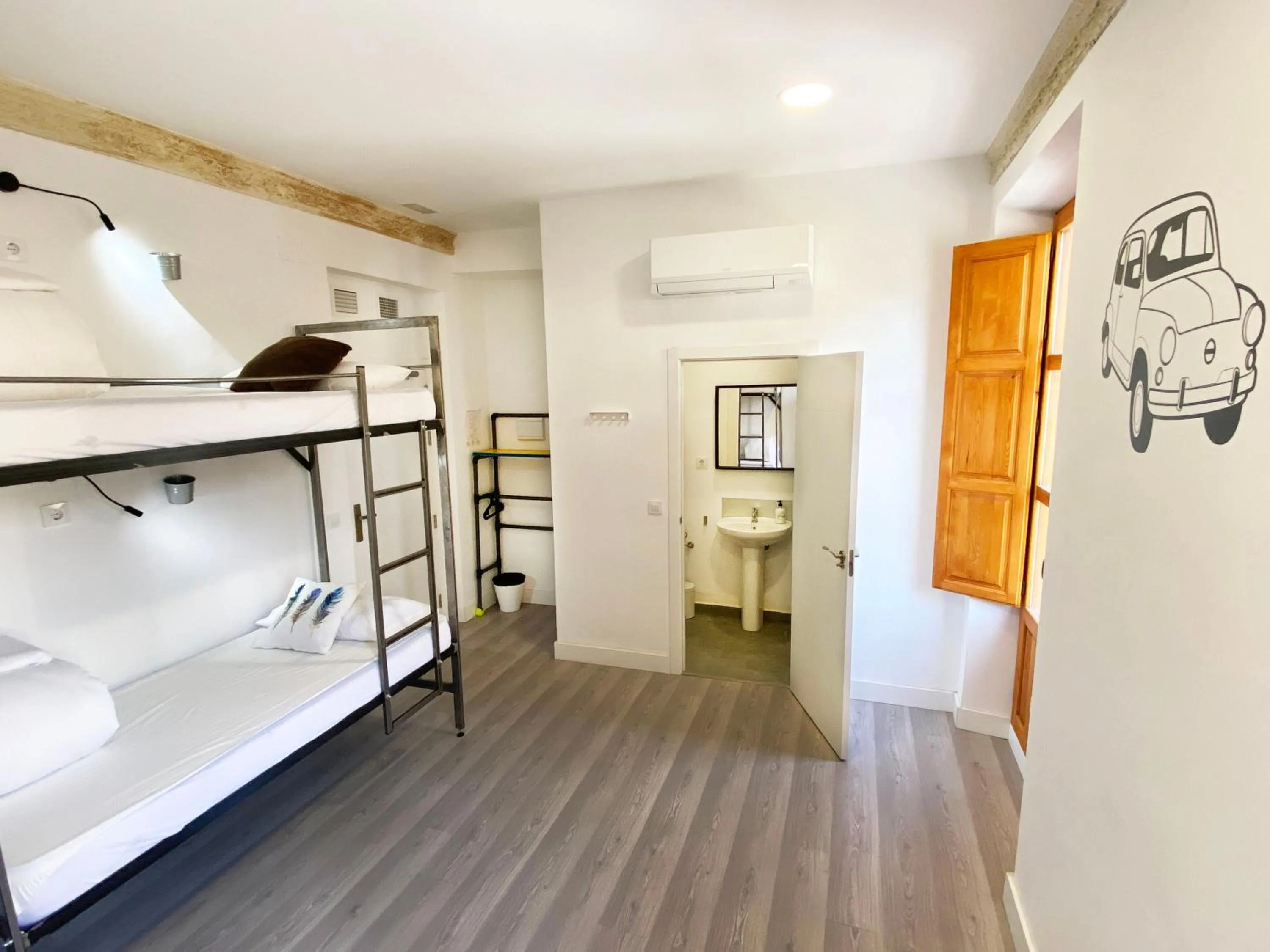 Photo of the whole room, Bed in ECO Hostel