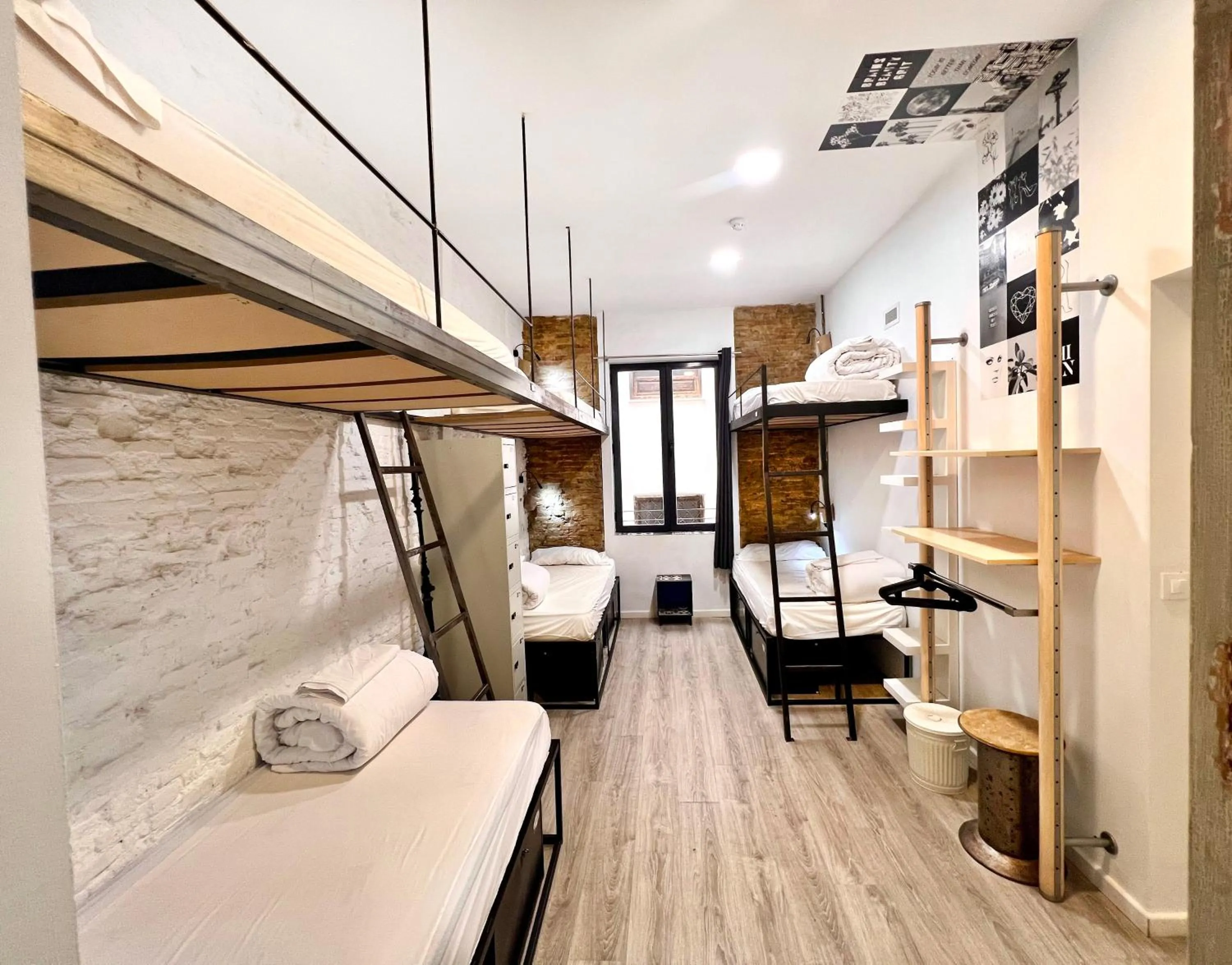 Photo of the whole room, Bed in ECO Hostel