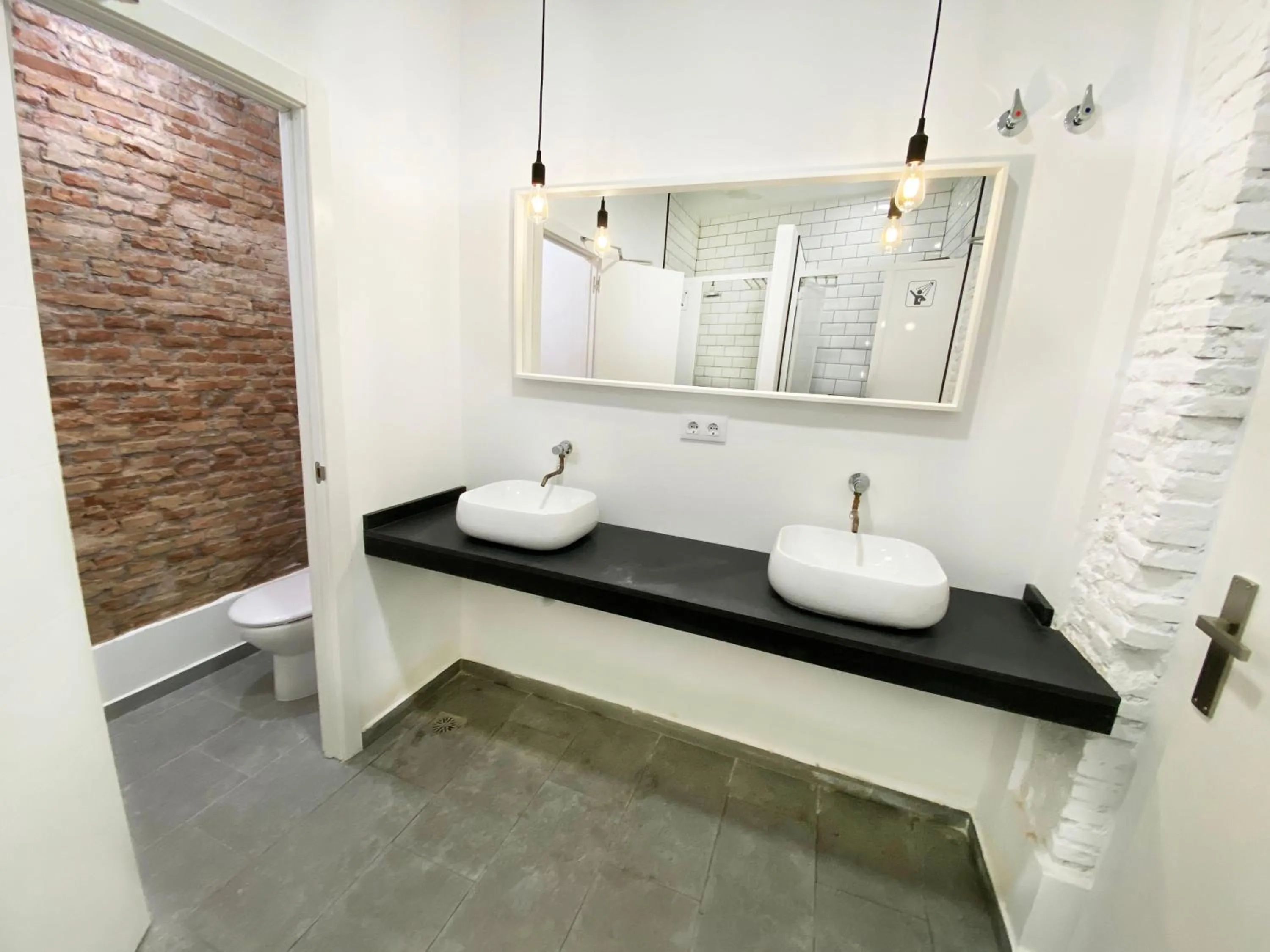 Bathroom in ECO Hostel