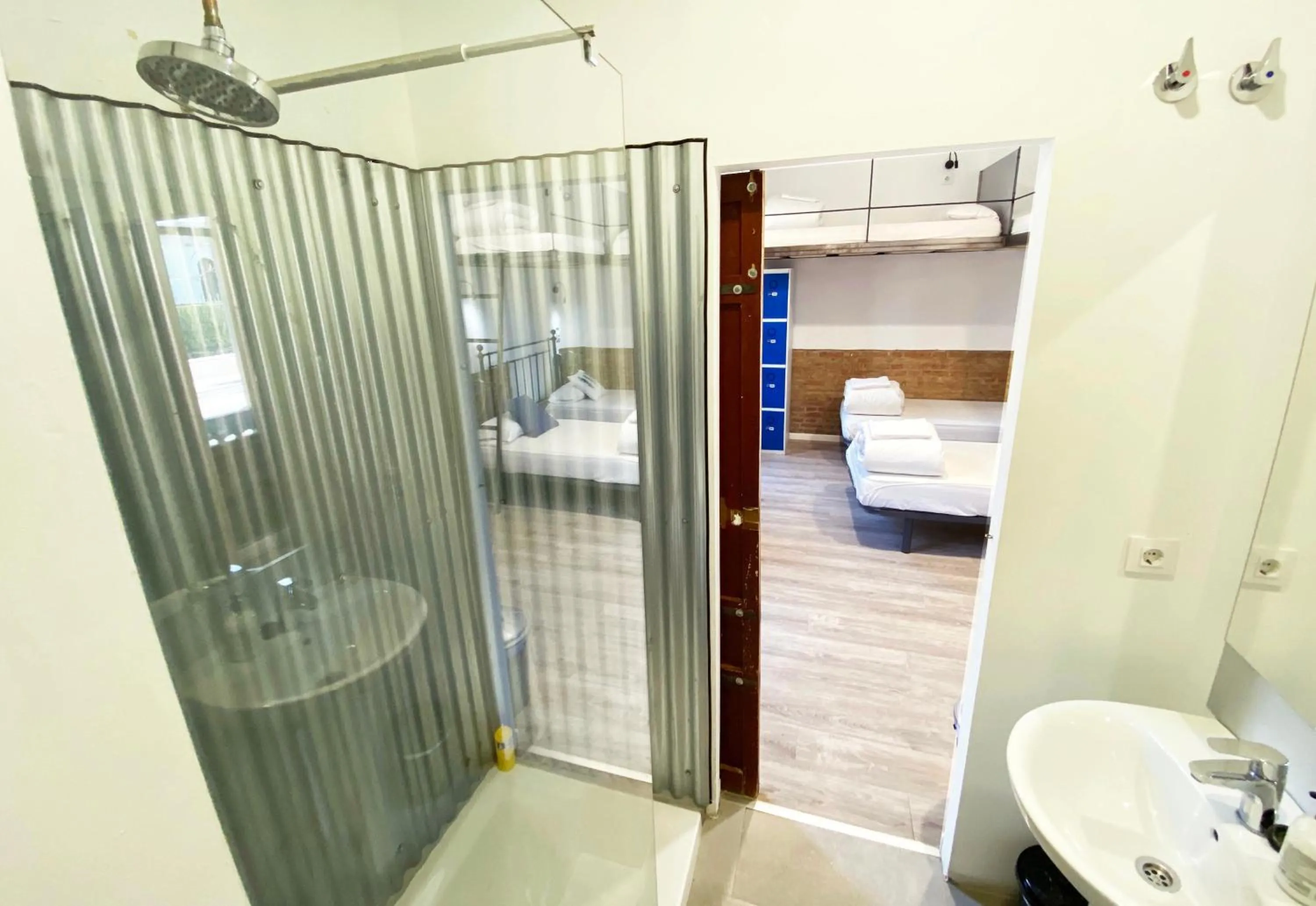 Shower in ECO Hostel