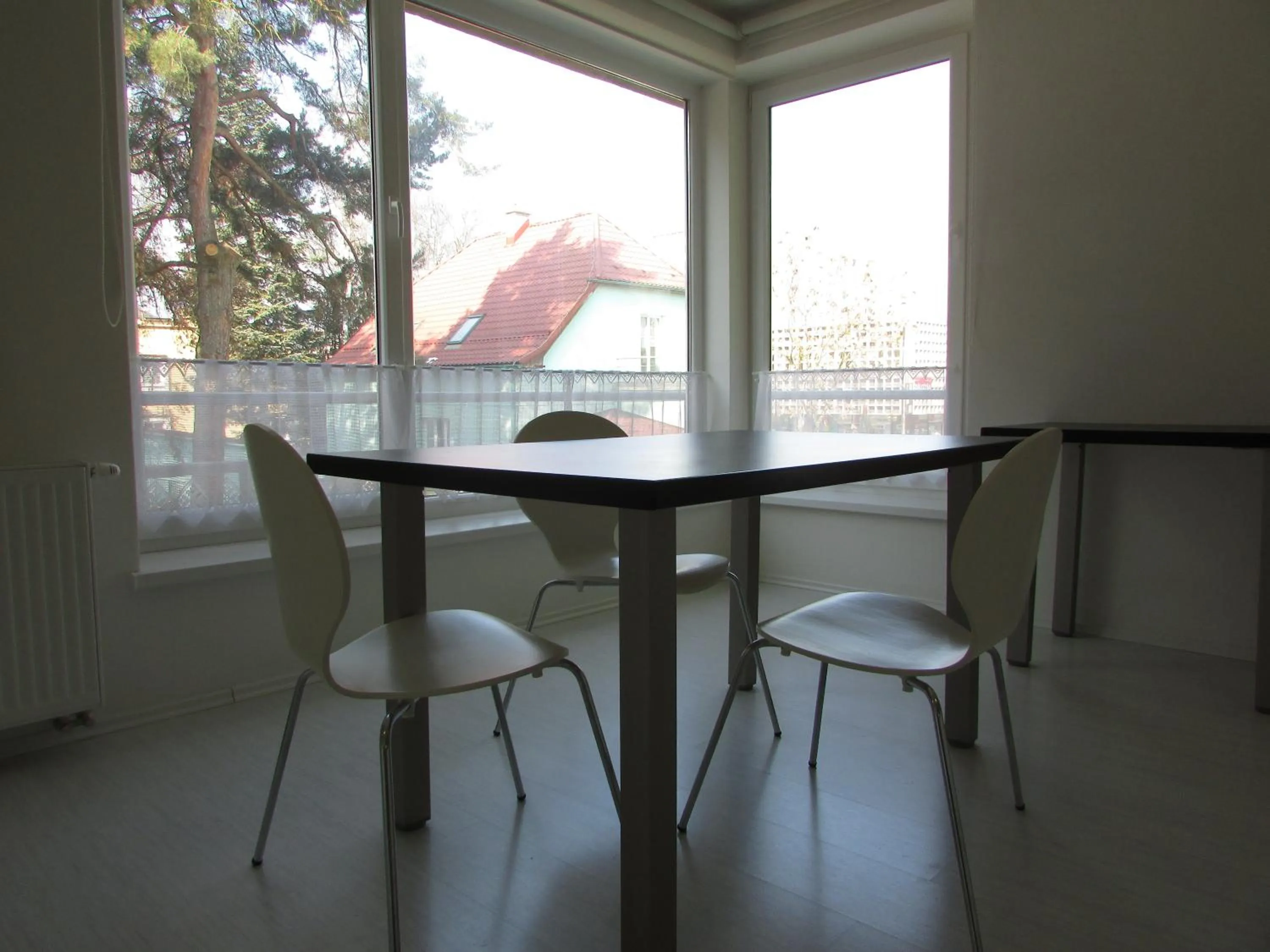 Communal lounge/ TV room in Beautiful city center Apartment with private parking