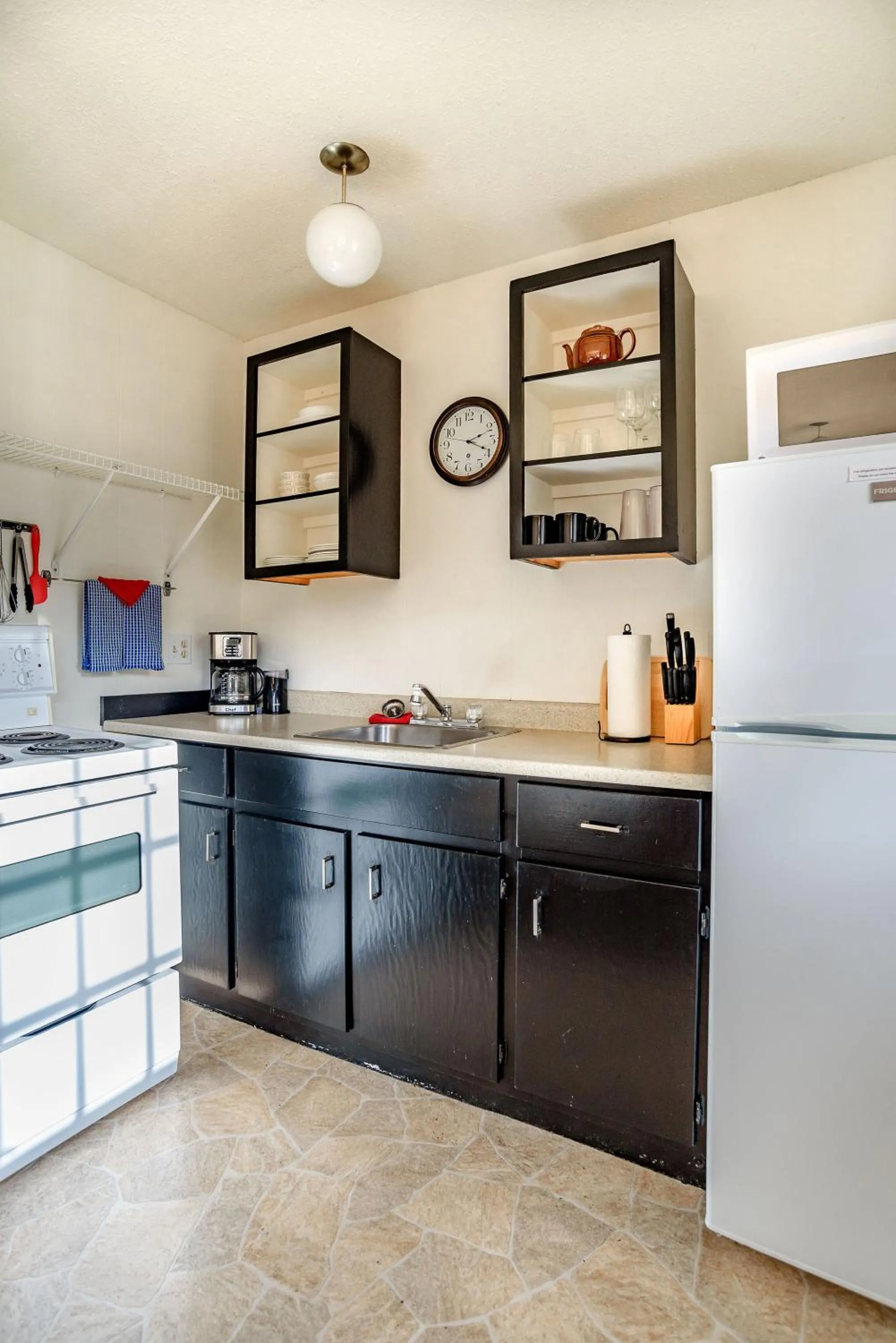 Green Acres Lakeside Resort Salt Spring Island