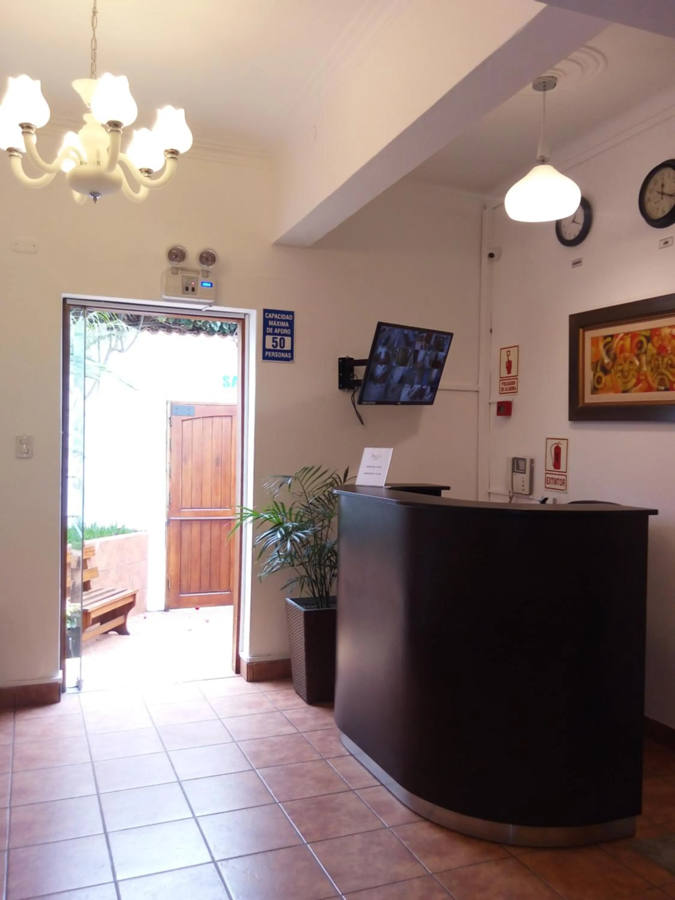 Lobby or reception in Jose Luis Hostal Boutique