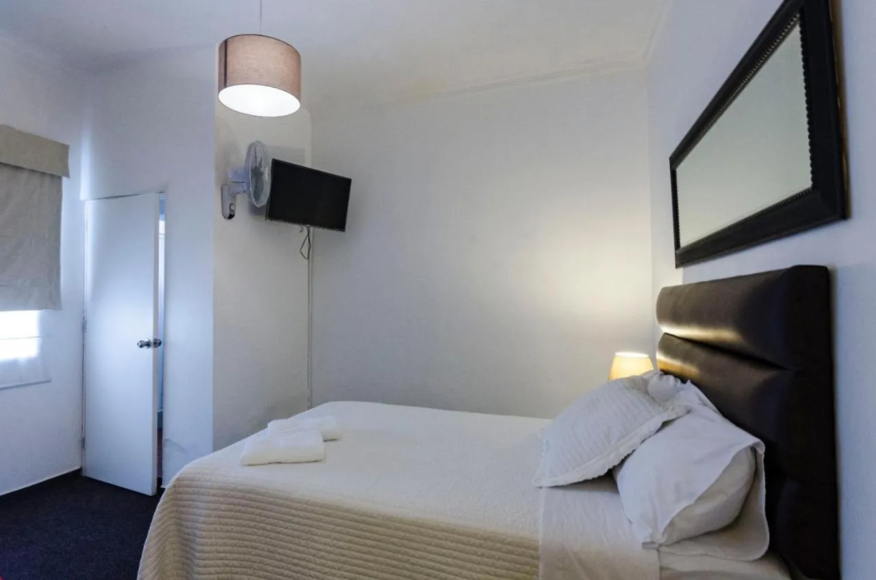 Photo of the whole room, Bed in Jose Luis Hostal Boutique