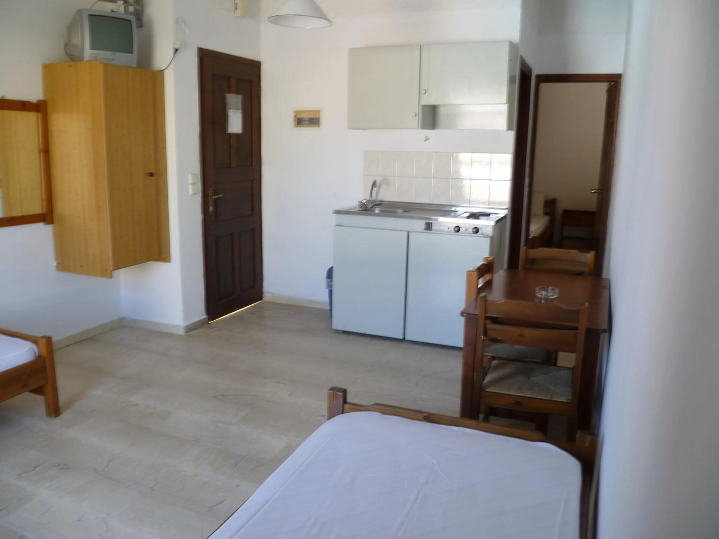 Kitchen or kitchenette in Karmi Apartments