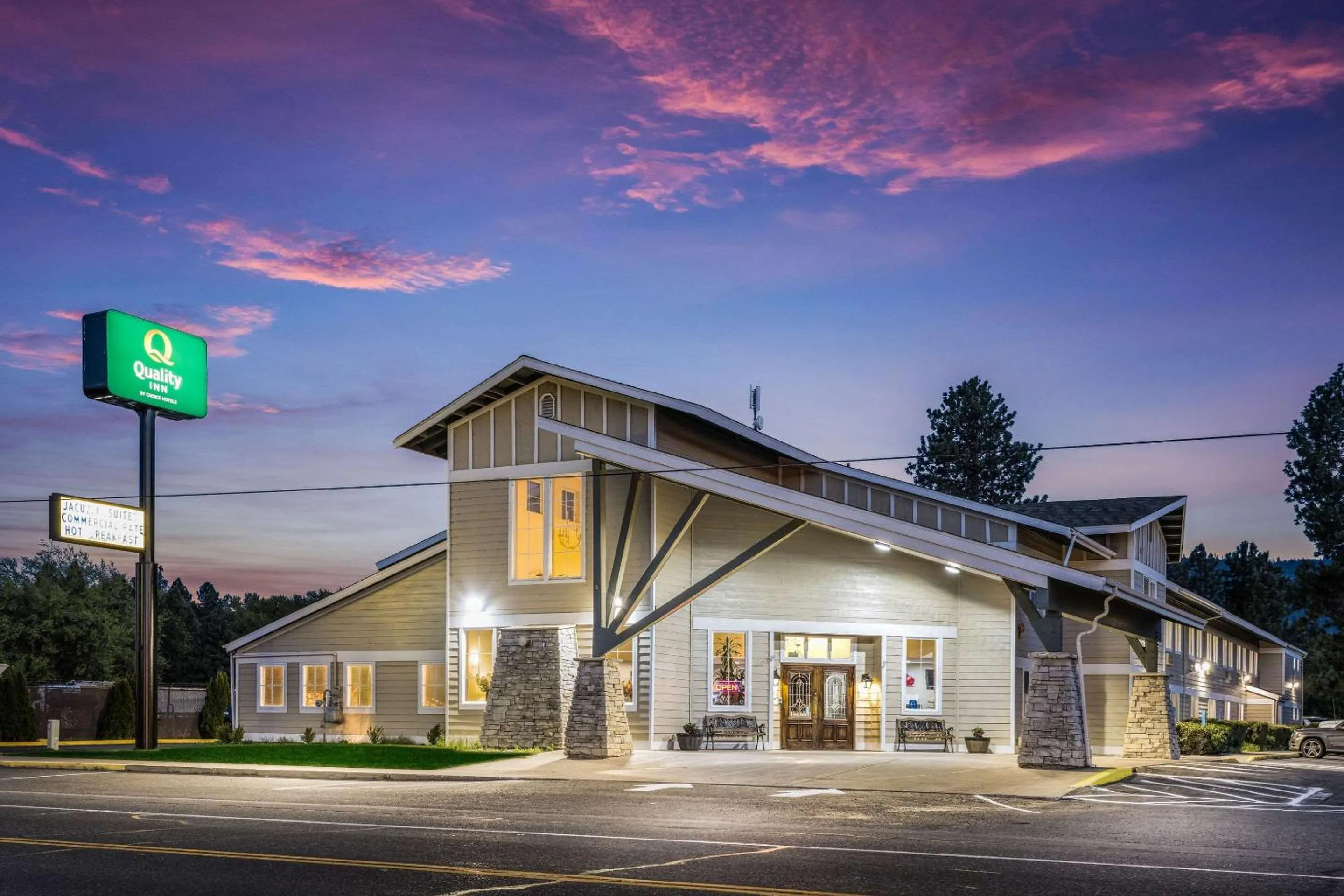 Property building in Quality Inn Cle Elum-Ellensburg