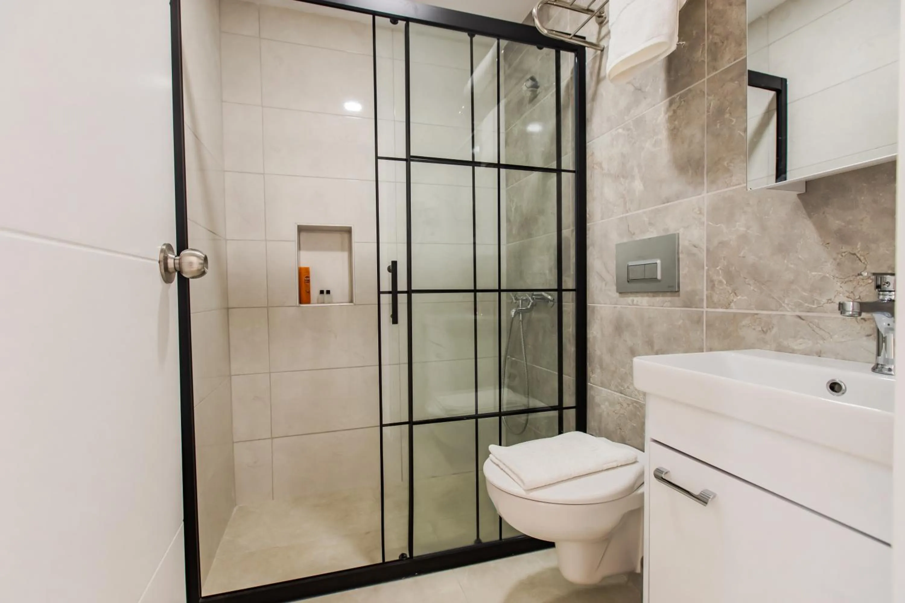 Shower in Bellissima Hotel