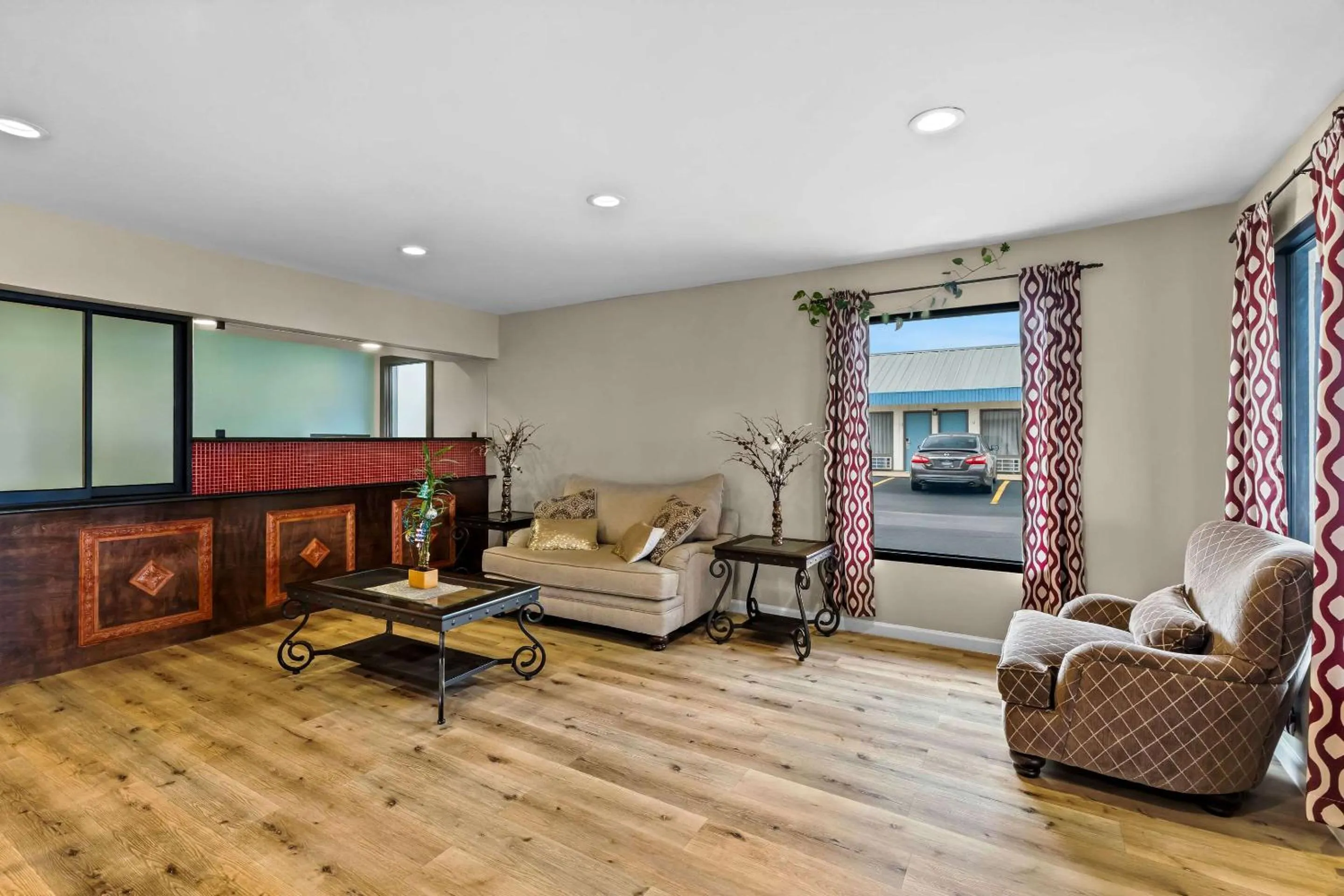 Lobby or reception in Rodeway Inn & Suites