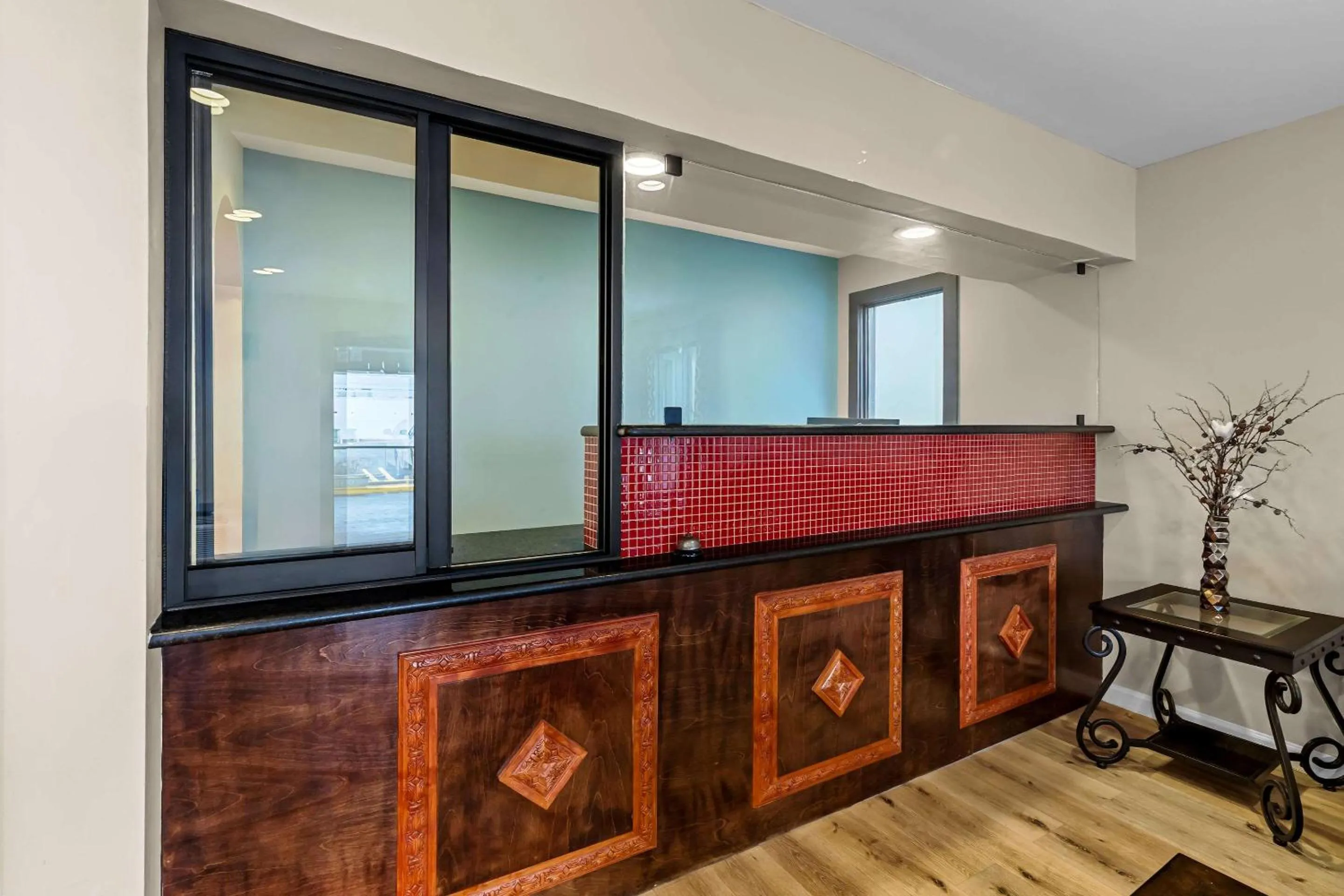 Lobby or reception in Rodeway Inn & Suites