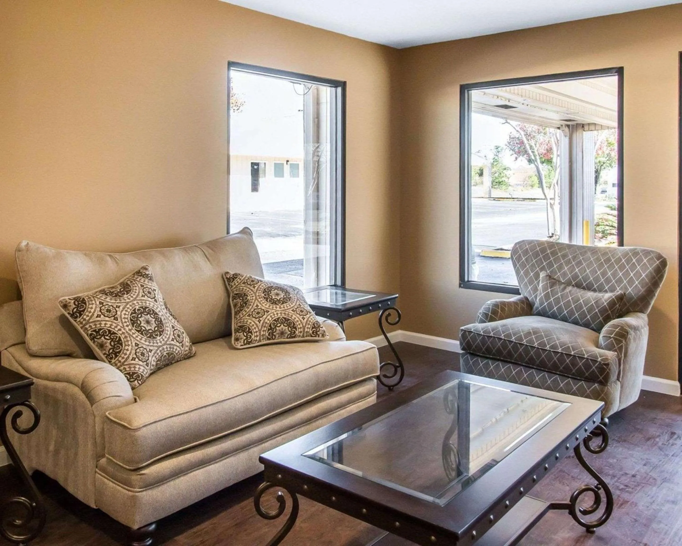 Lobby or reception in OYO Hotel Brookhaven MS - I-55