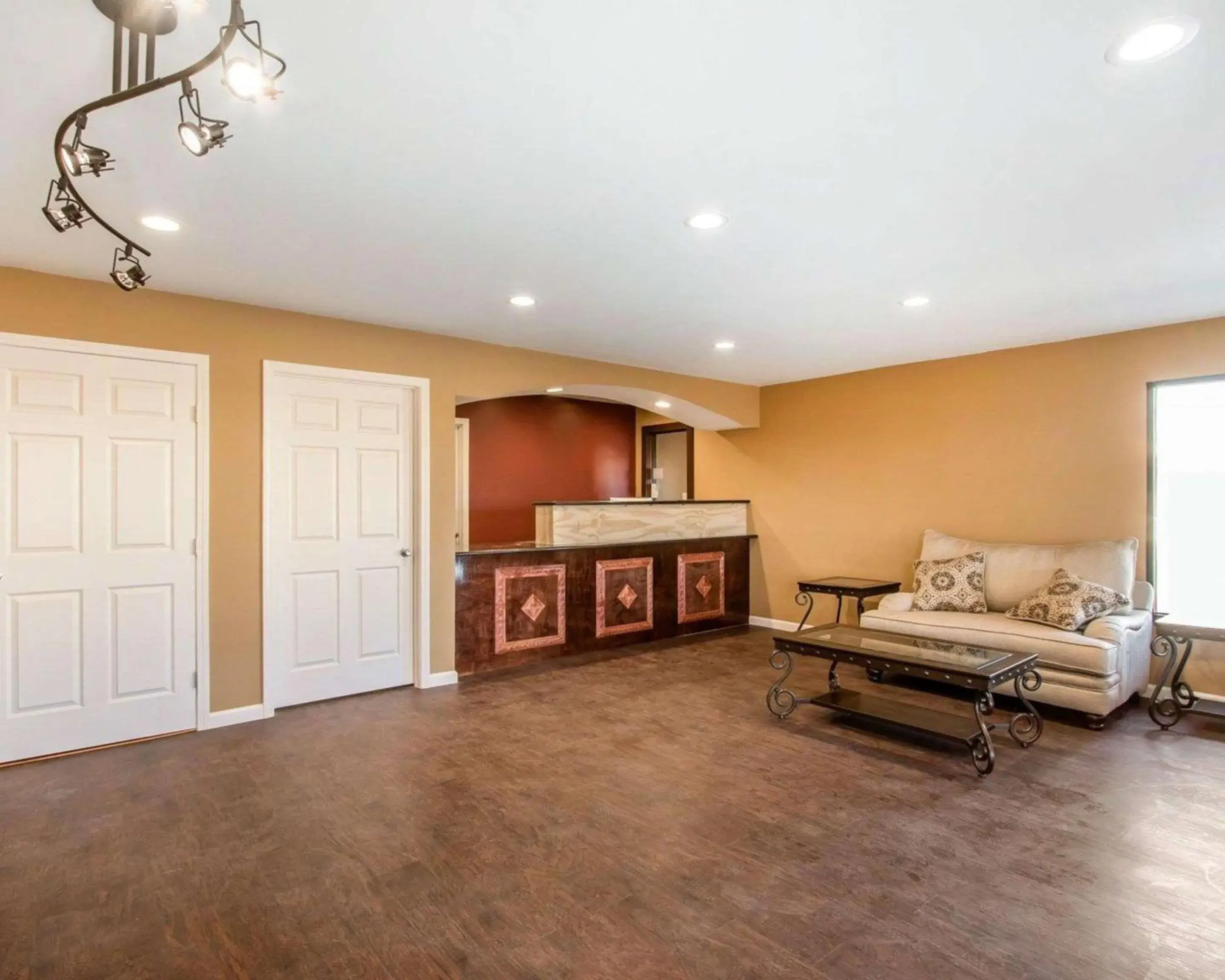 Lobby or reception in OYO Hotel Brookhaven MS - I-55 Lobby or reception in OYO Hotel Brookhaven MS - I-55