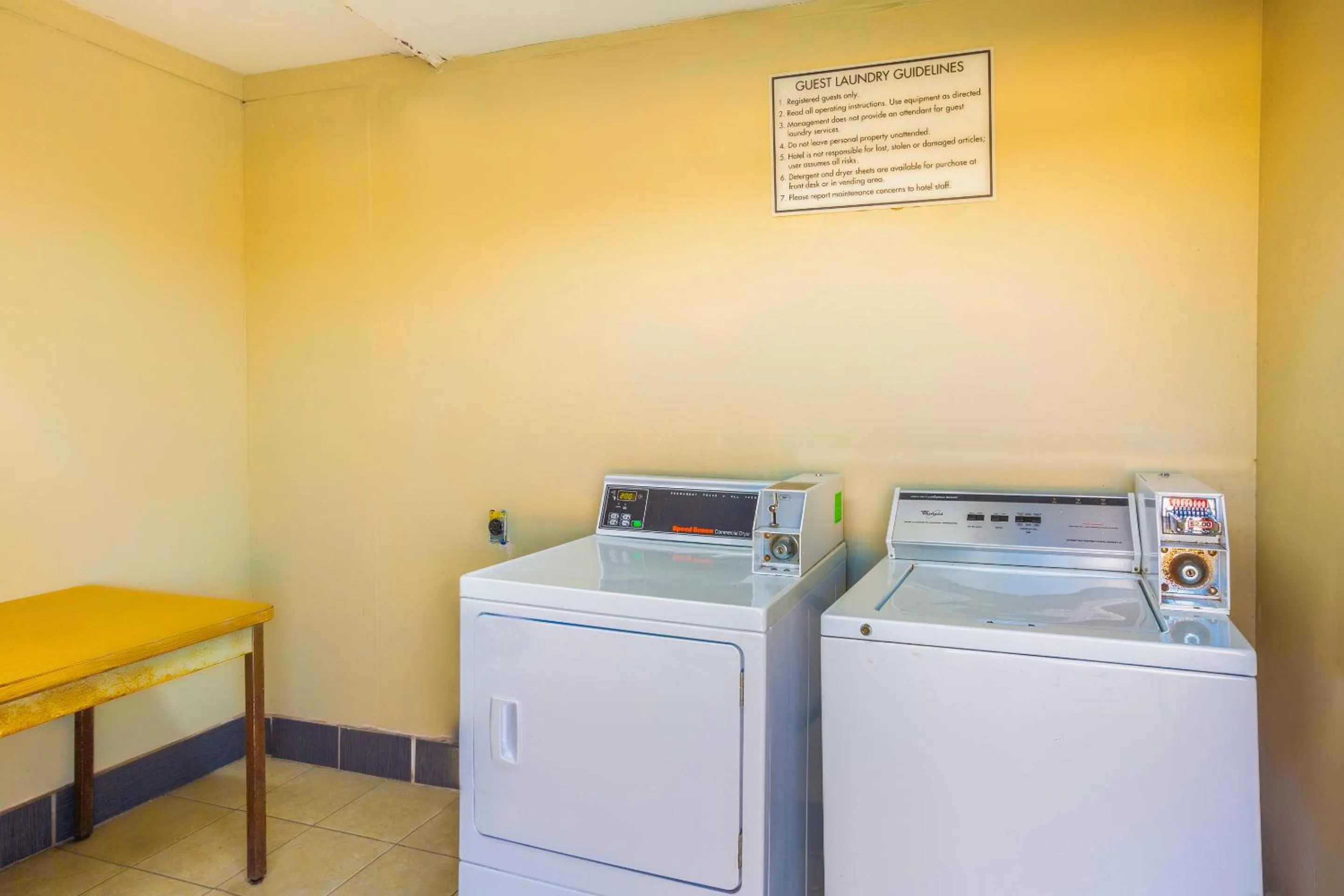 laundry in Rodeway Inn & Suites