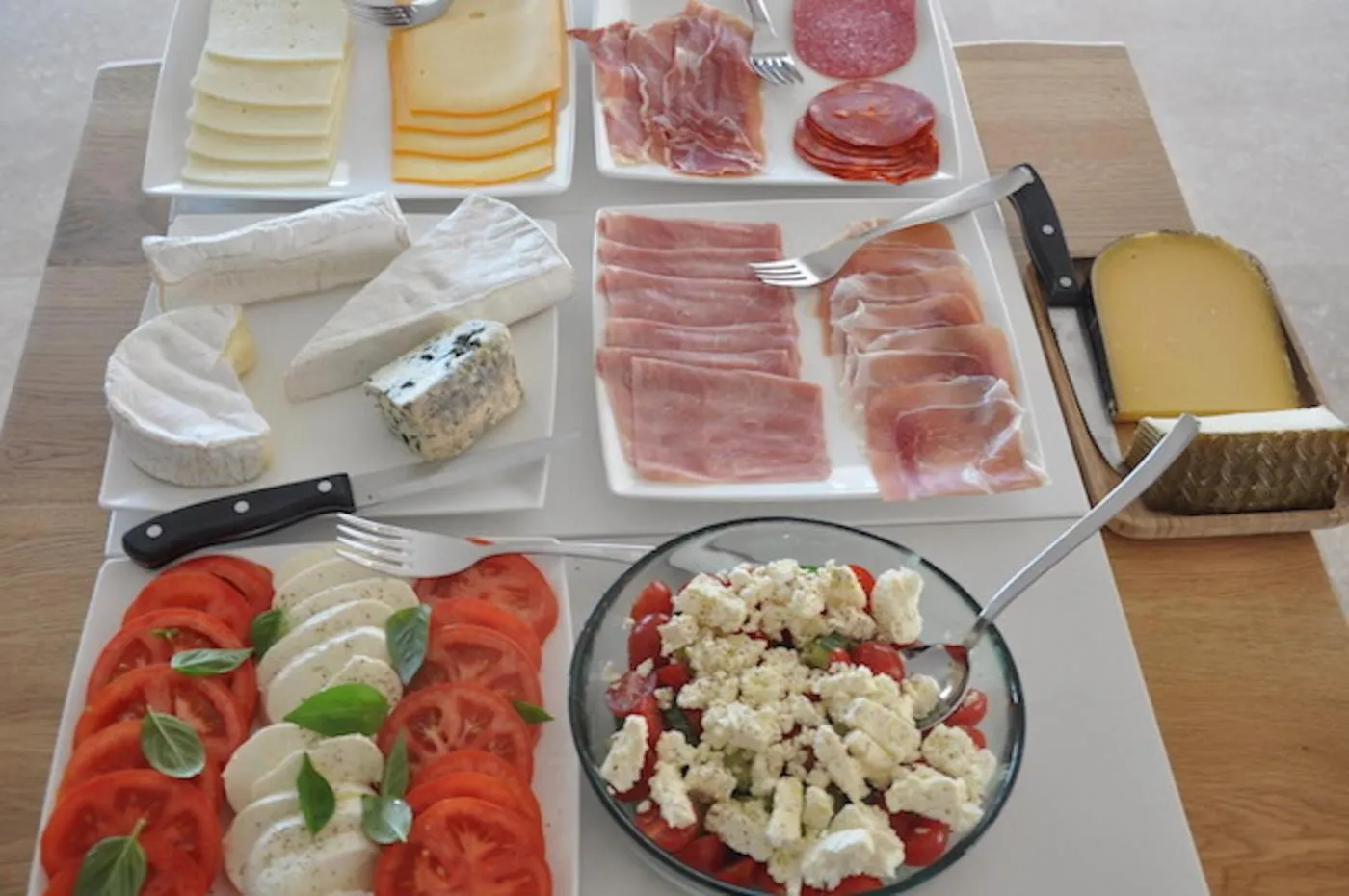 Buffet breakfast in Abeniss Boutique B&B