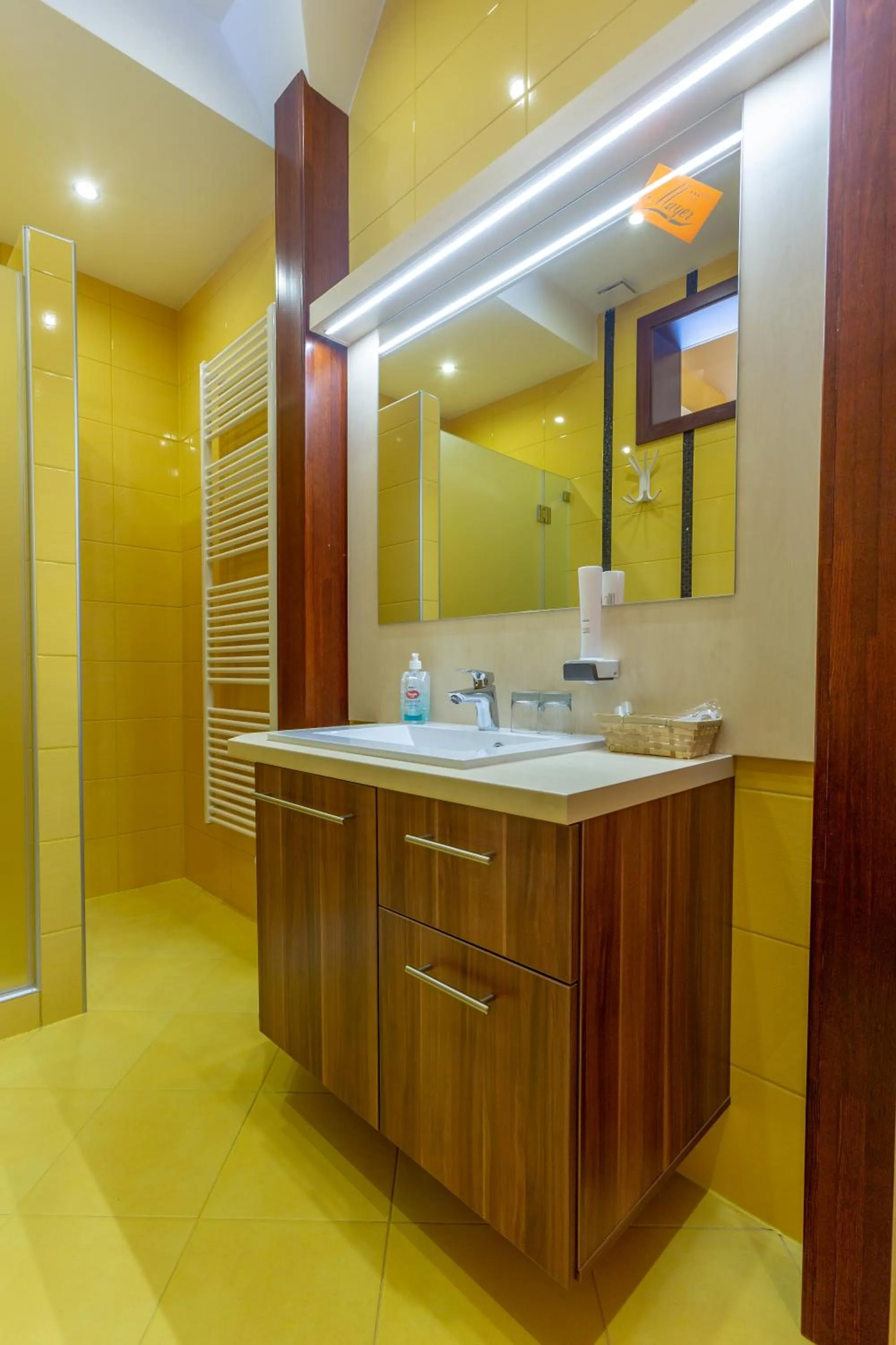 Bathroom in Hotel Mayer Alsóörs