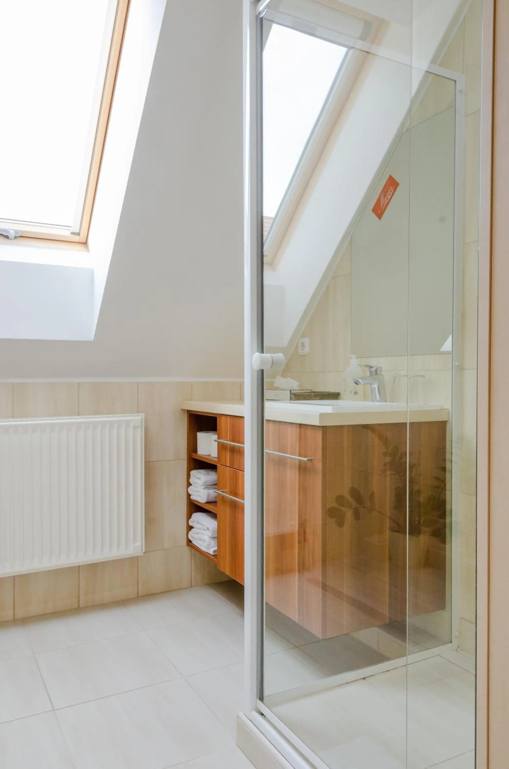 Bathroom in Hotel Mayer Alsóörs