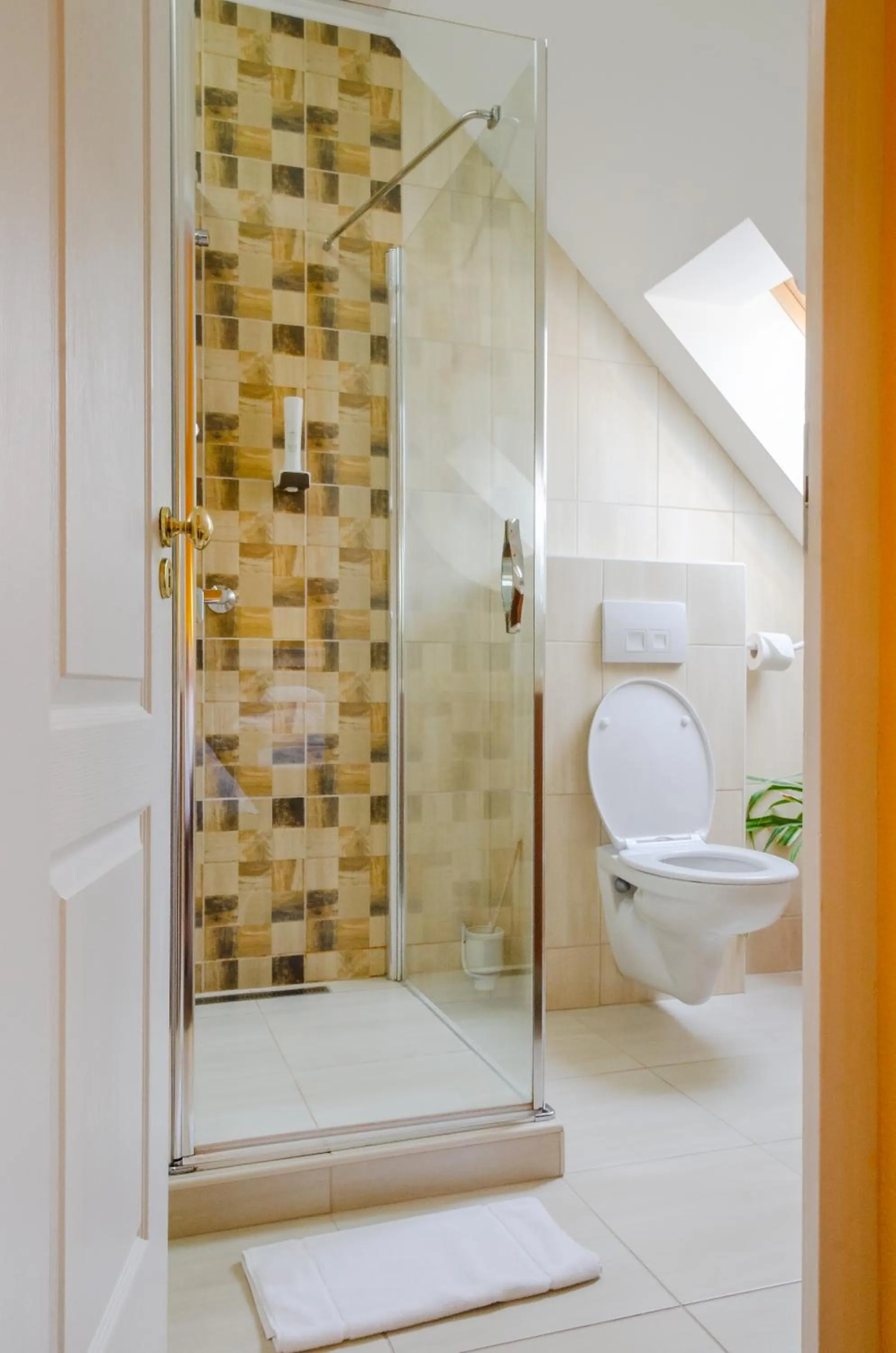 Toilet in Hotel Mayer Alsóörs