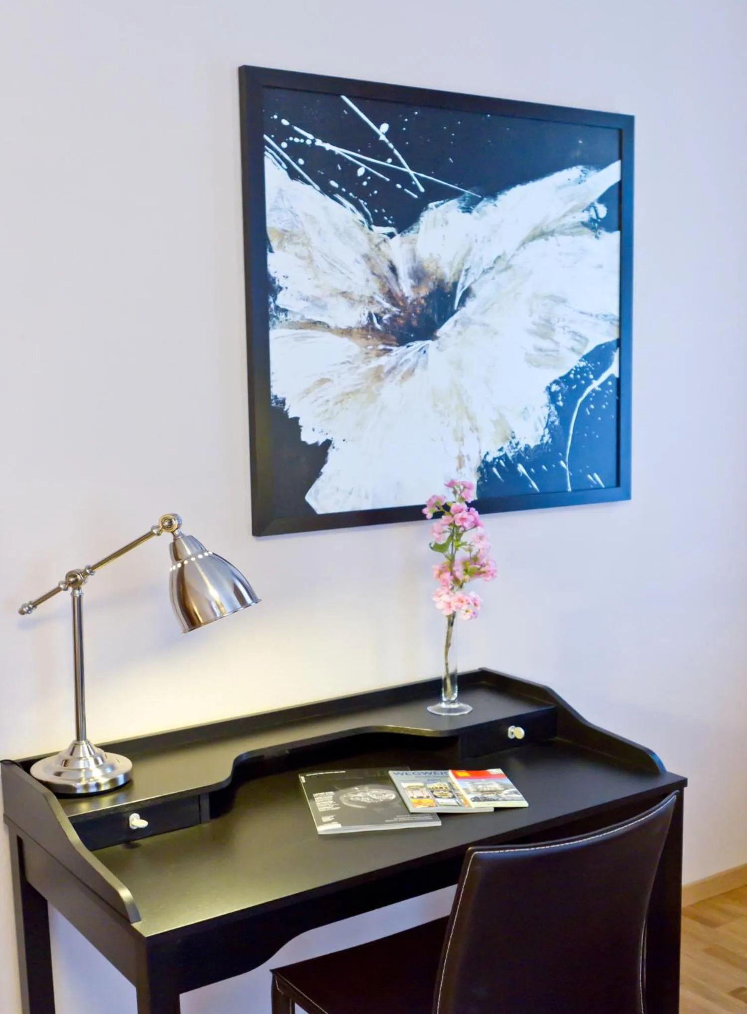 Bedroom in Suiten Hotel Dependance Laterne