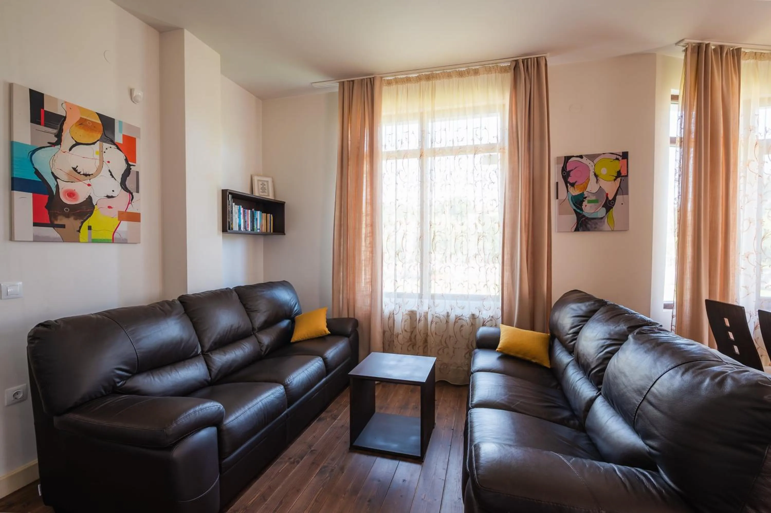 Communal lounge/ TV room in KATERINA guest house